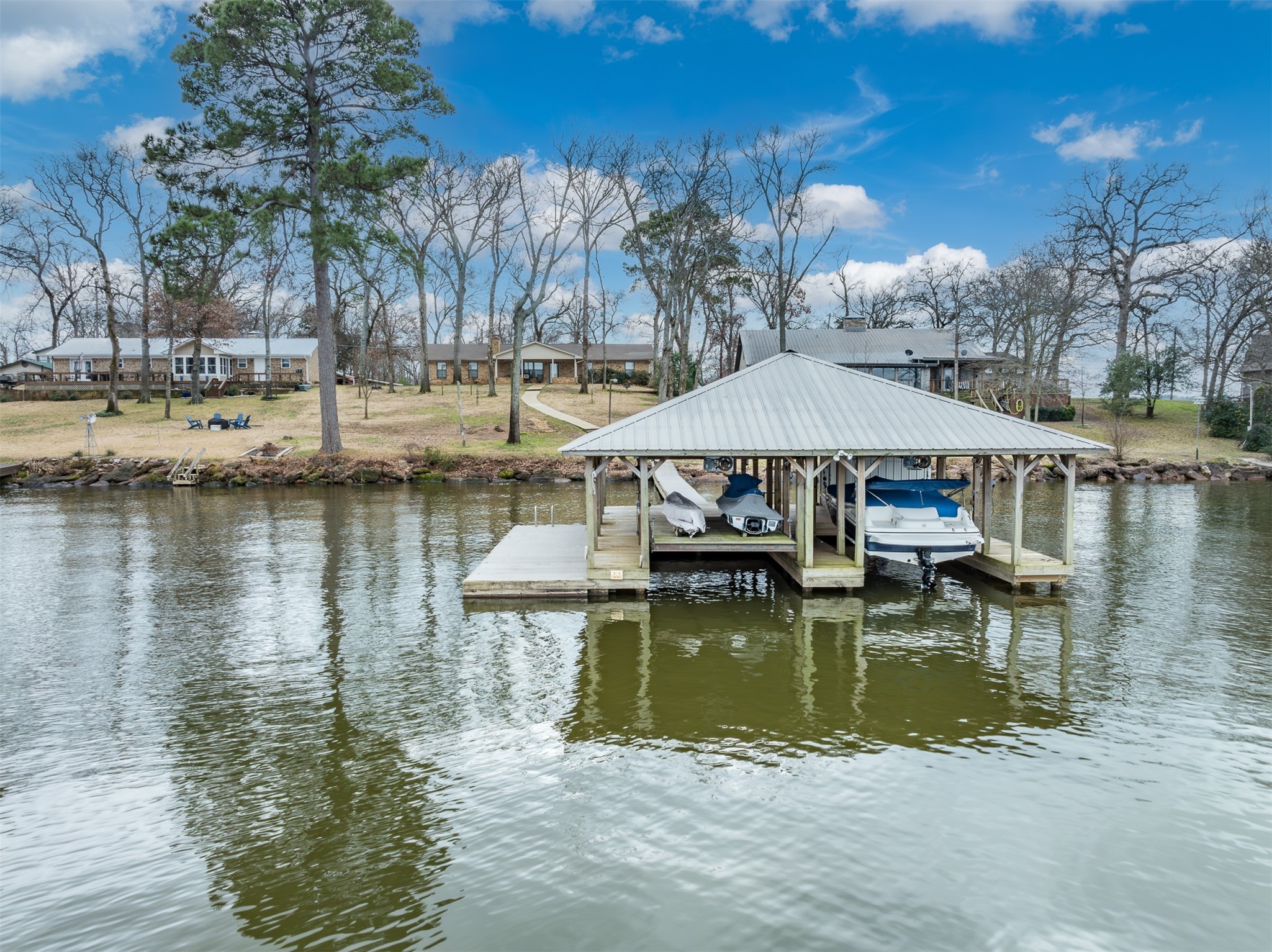 21829 Bluewater Road Property Photo