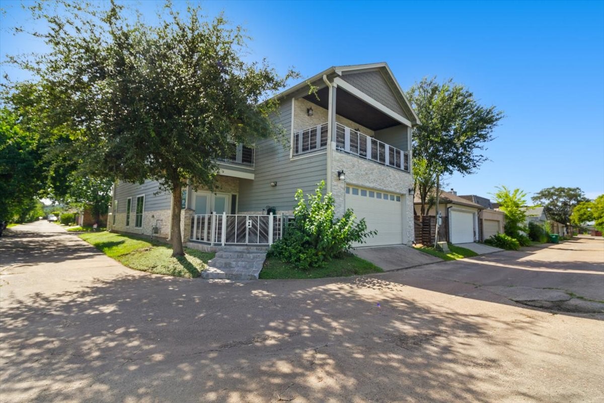 1923 Bittercreek Drive Property Photo 34