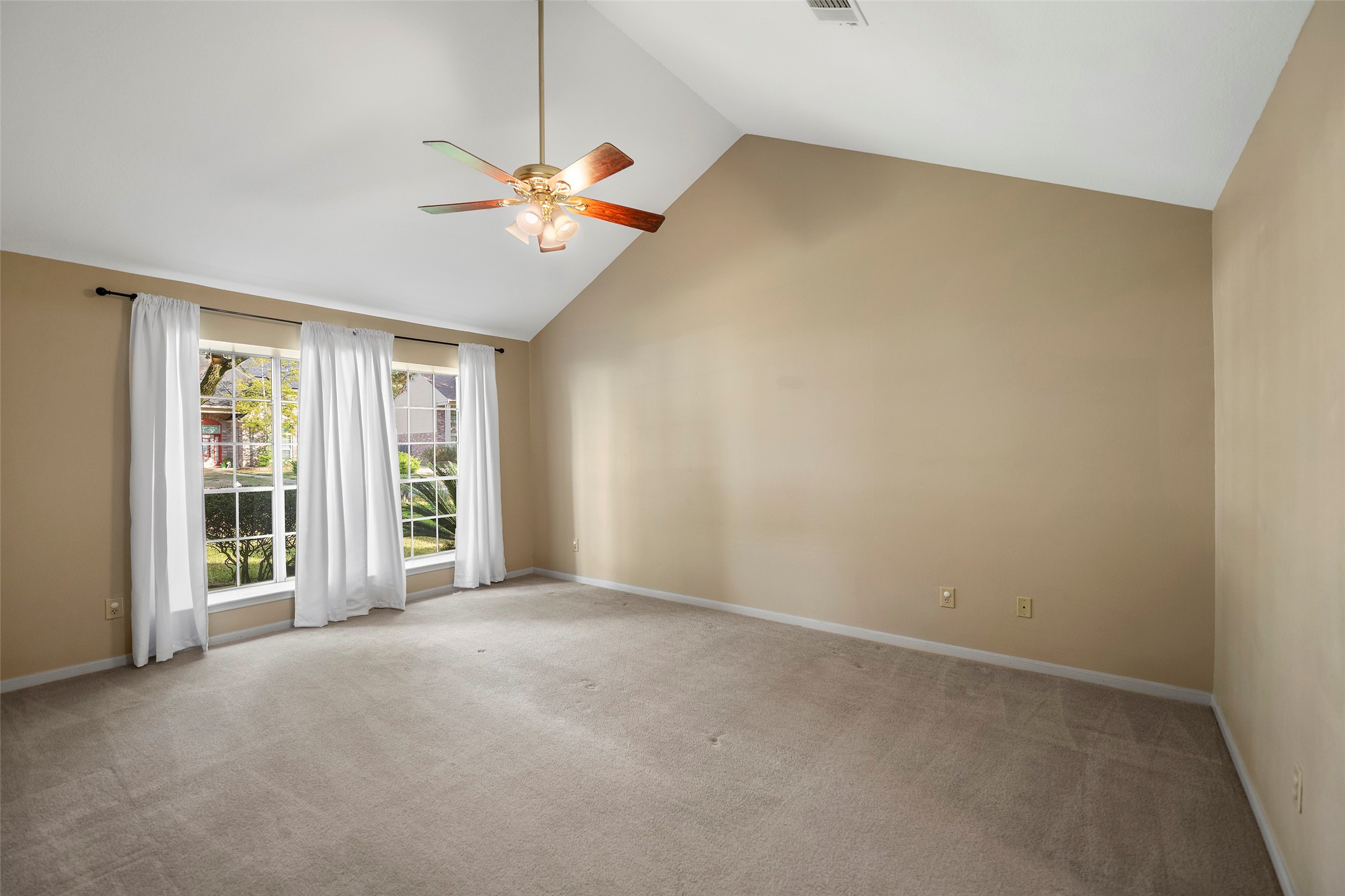 2631 Woodsboro Drive Property Photo 46