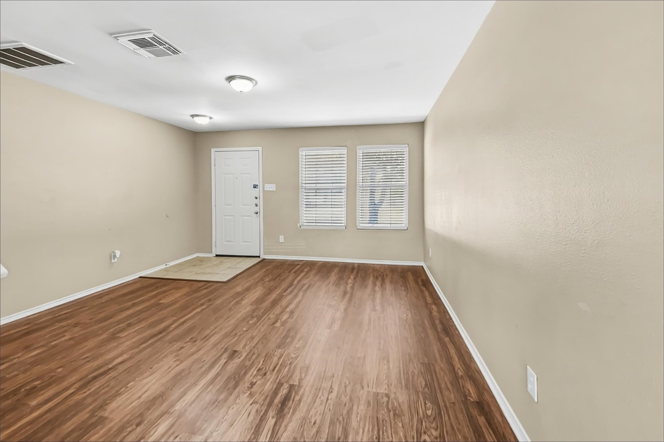 503 Pine Cluster Court Property Photo 5