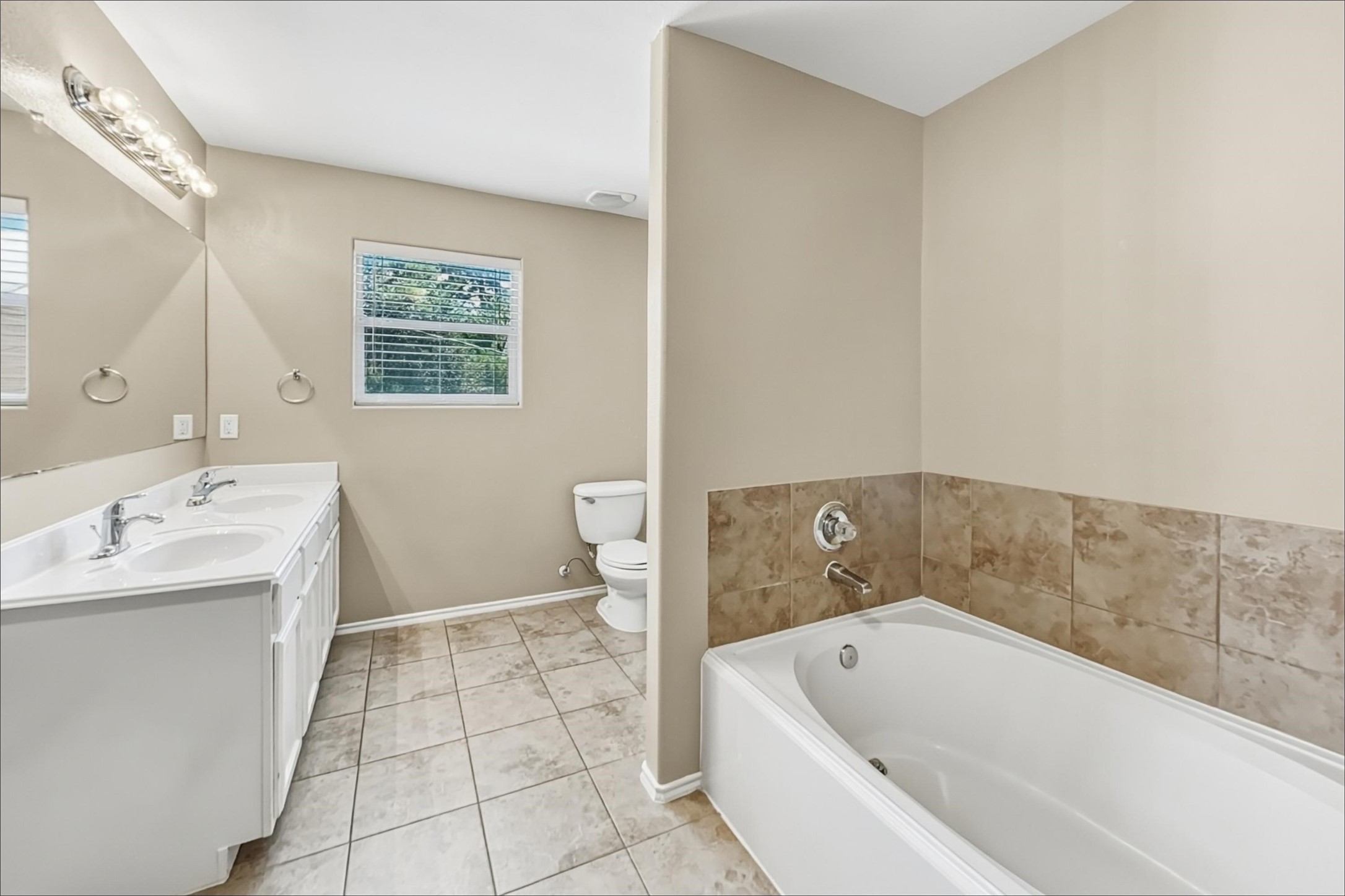 503 Pine Cluster Court Property Photo 11