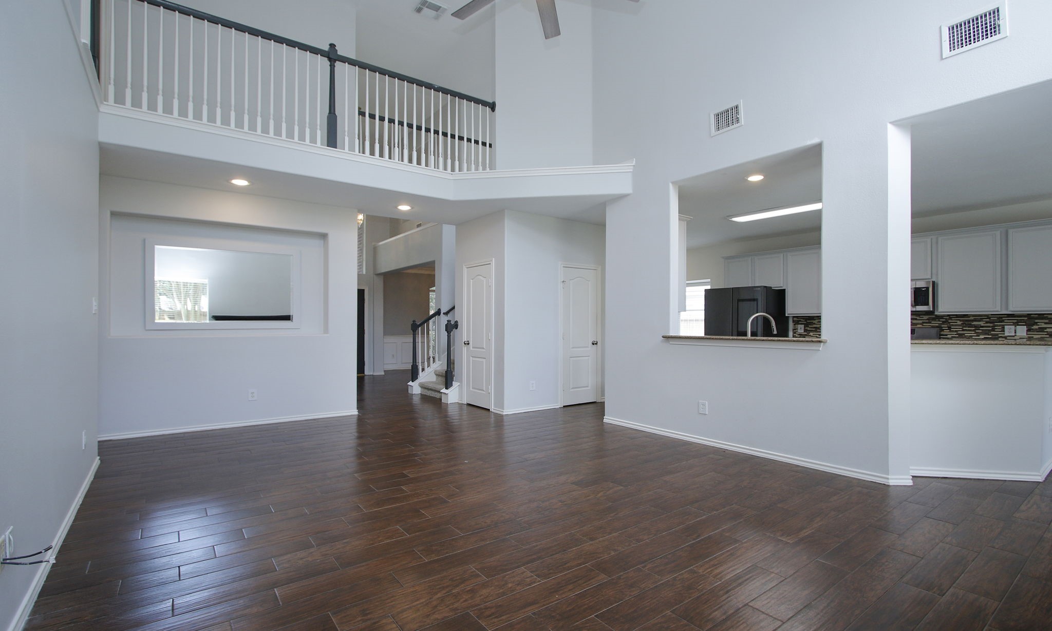 10314 Cliff Haven Court Property Photo 9