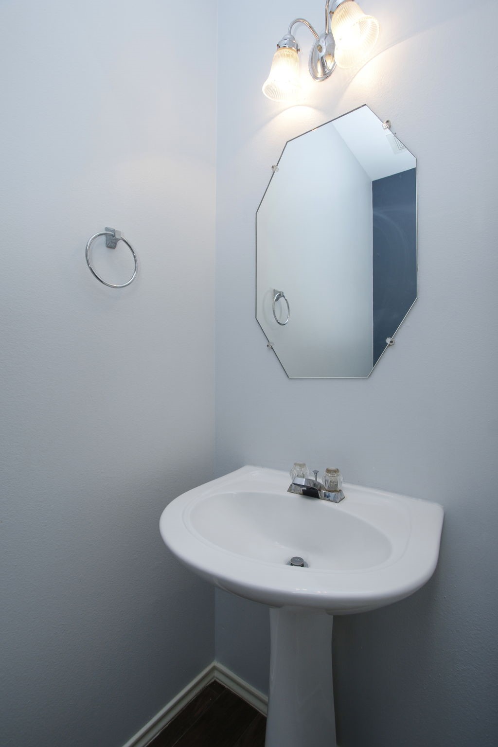 10314 Cliff Haven Court Property Photo 16