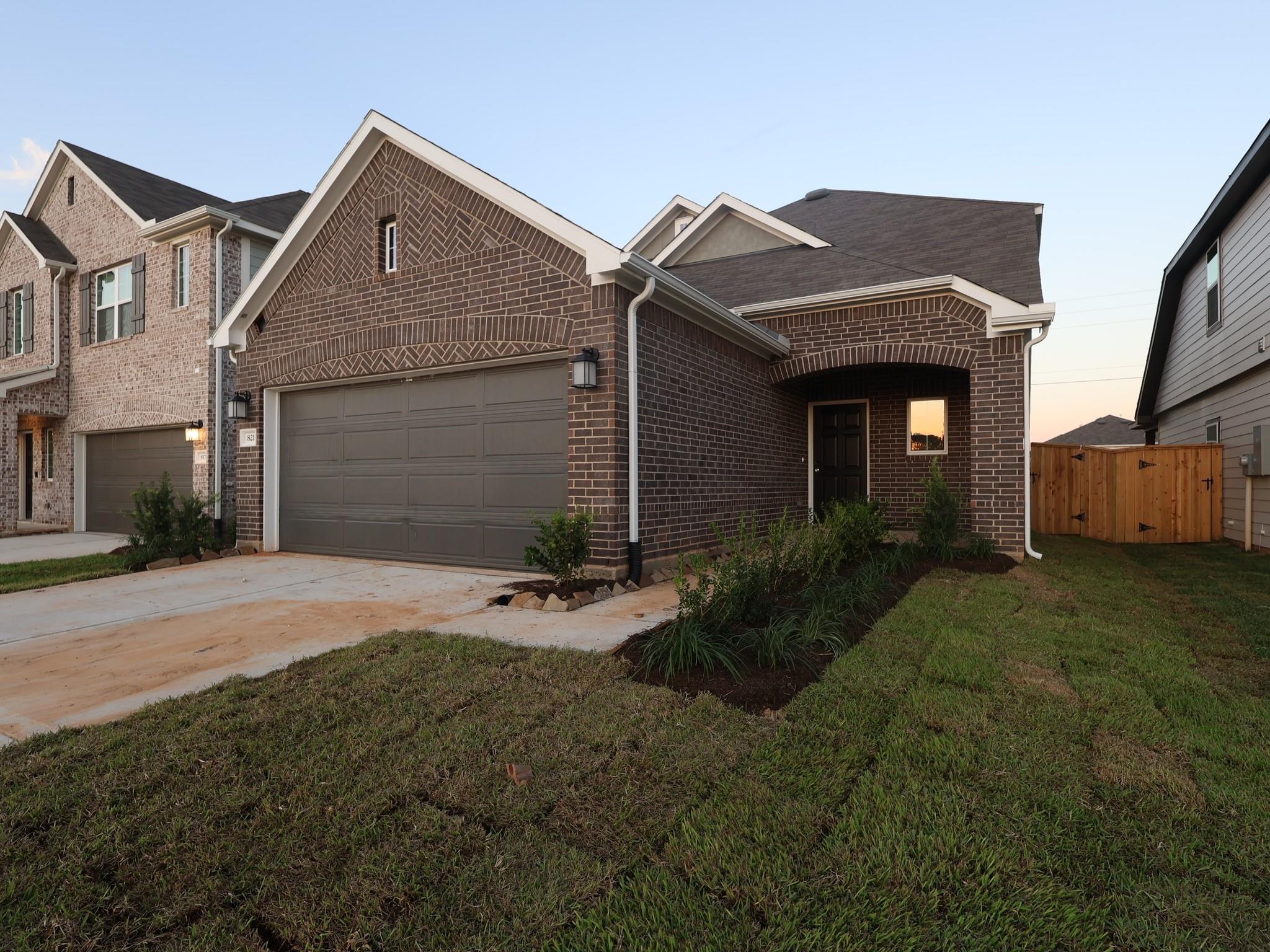 821 Village Brook Drive Property Photo 1