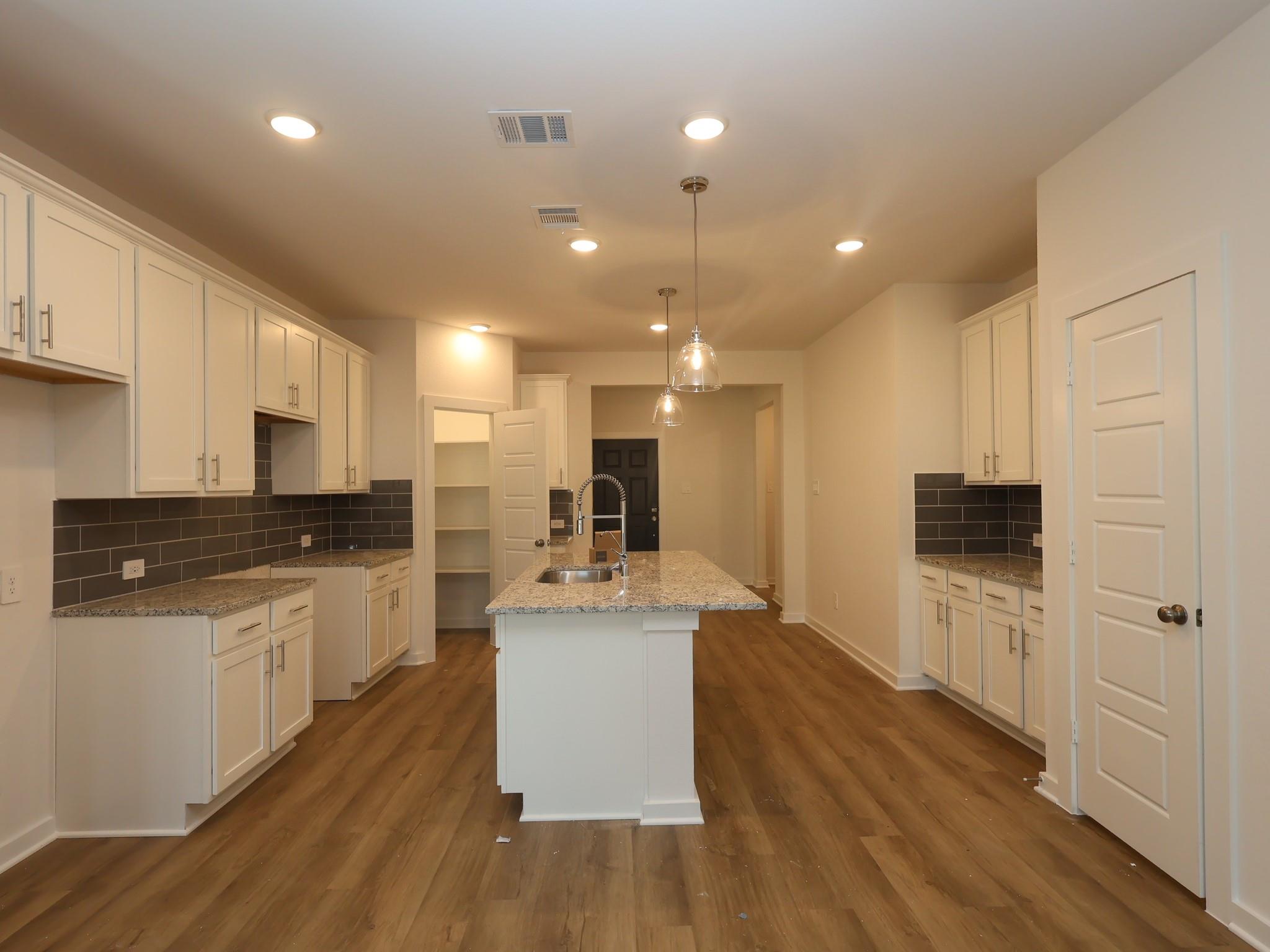 821 Village Brook Drive, Willis Tx 77378 Property Photo 3