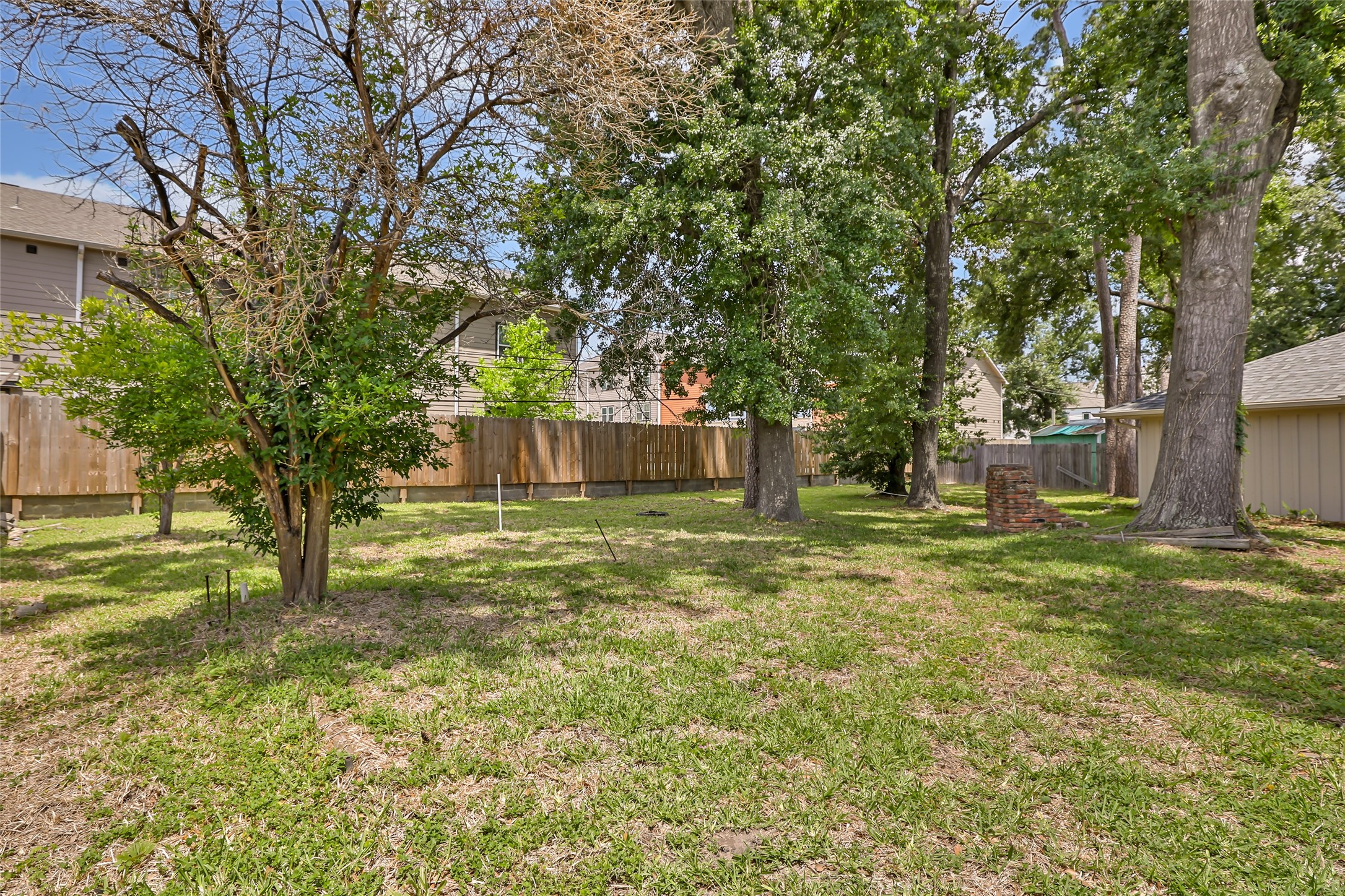 1158 Cottage Oak Lane Property Photo 2