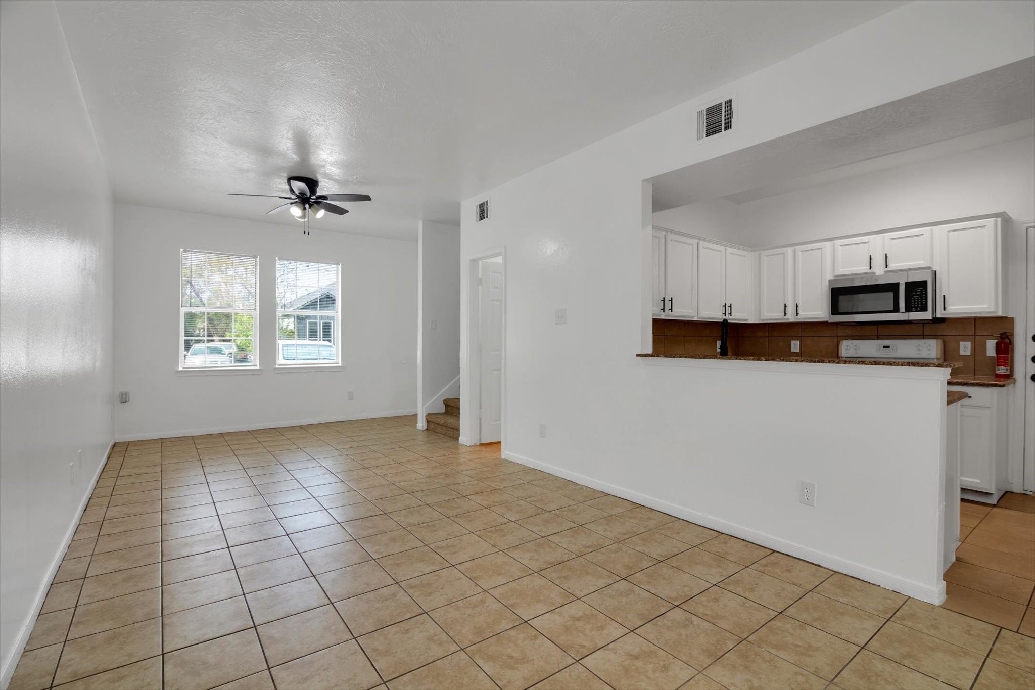 6933 Liverpool Street Property Photo 5