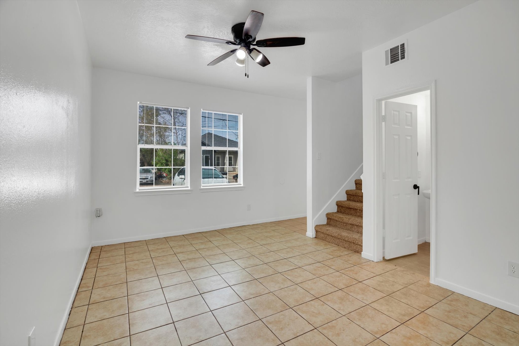 6933 Liverpool Street Property Photo 7