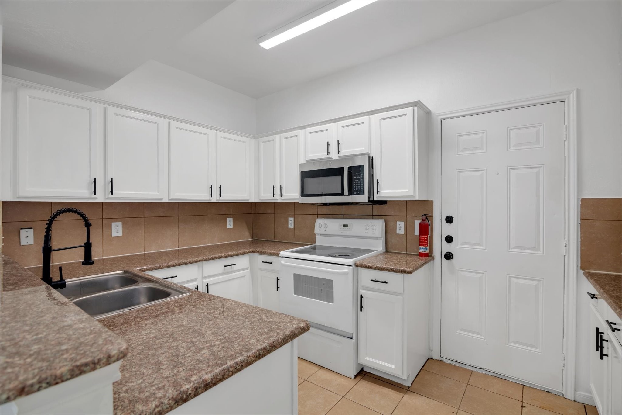 6933 Liverpool Street Property Photo 9
