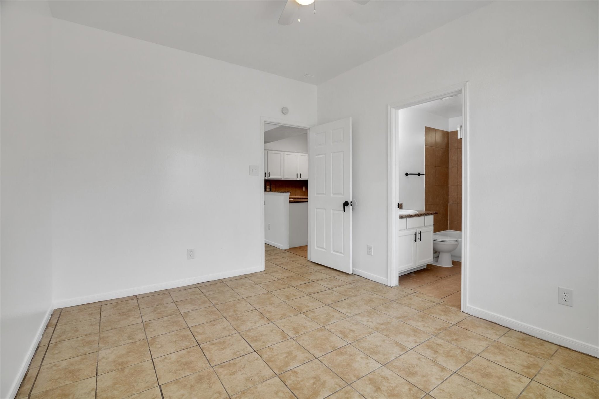 6933 Liverpool Street Property Photo 12