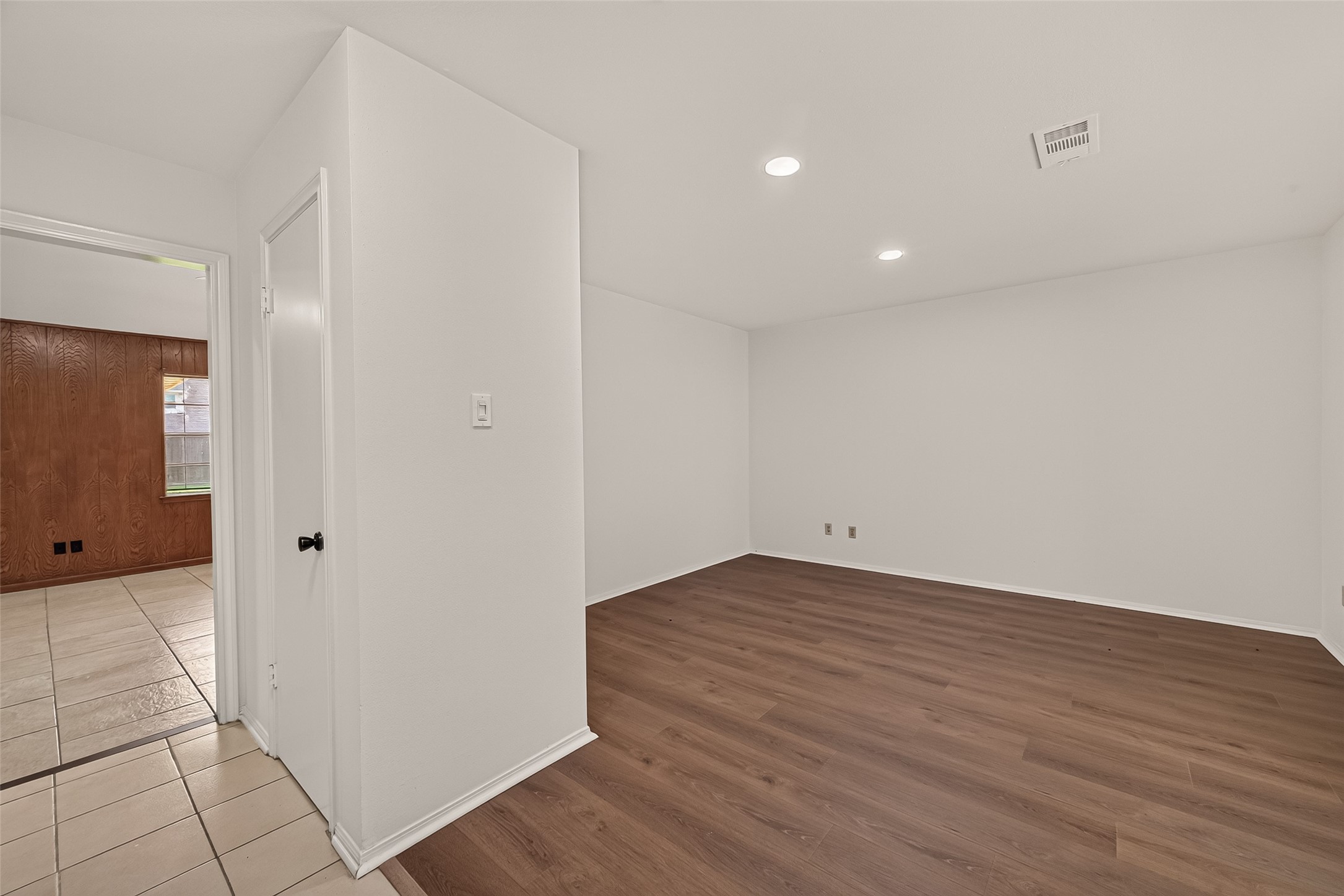 8807 Langdon Lane Property Photo 7