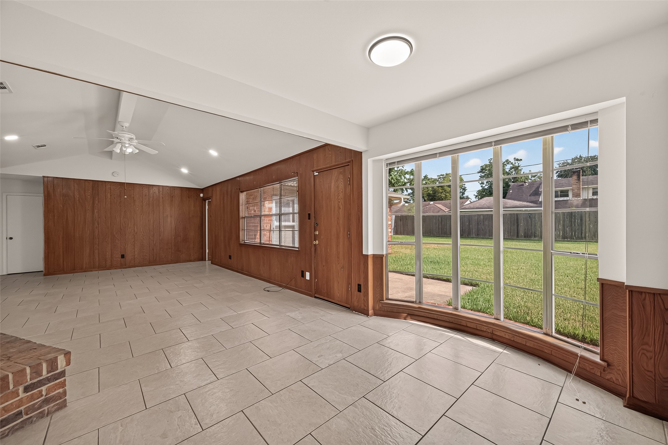 8807 Langdon Lane Property Photo 16