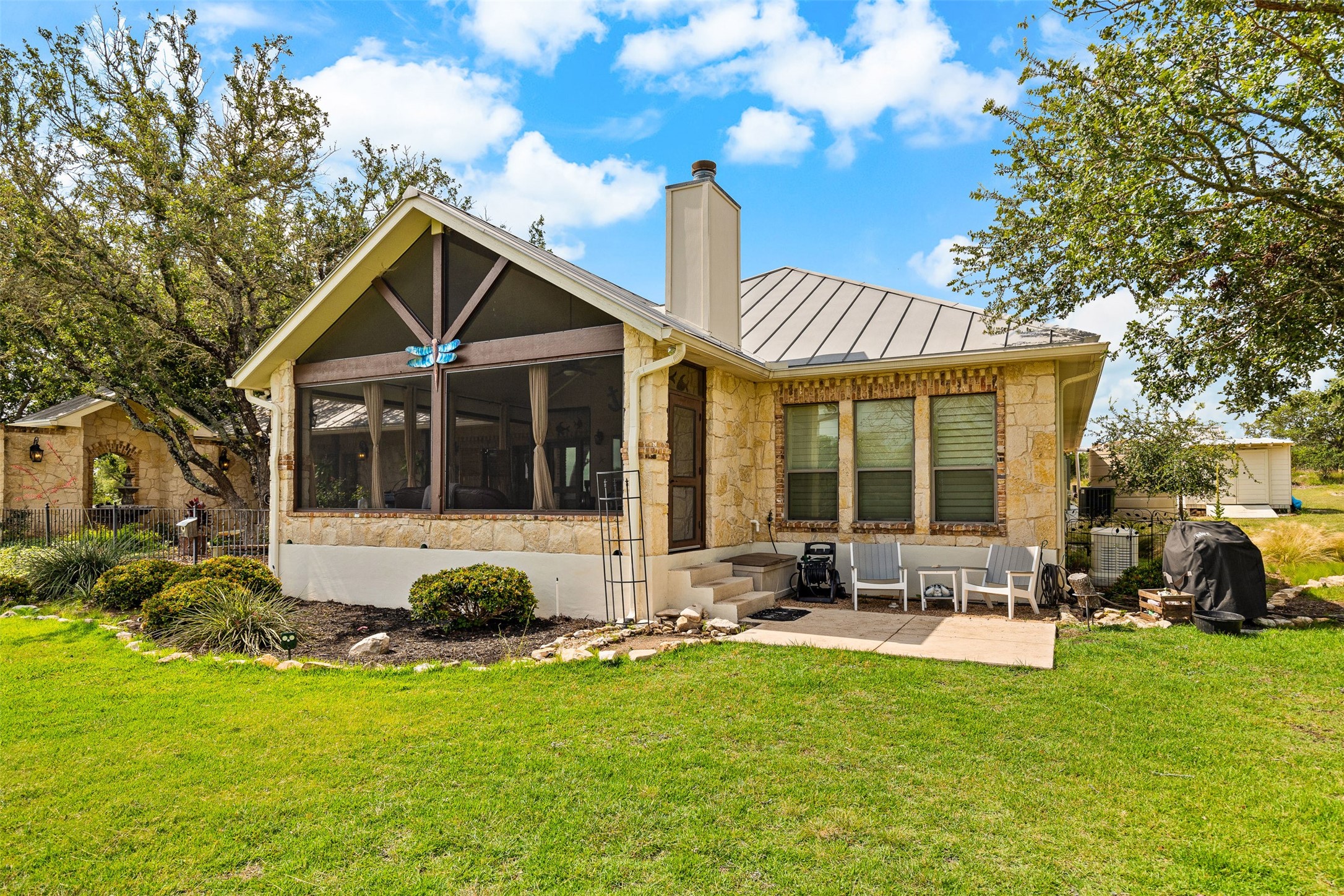 204 Kendall Jackson Property Photo 6