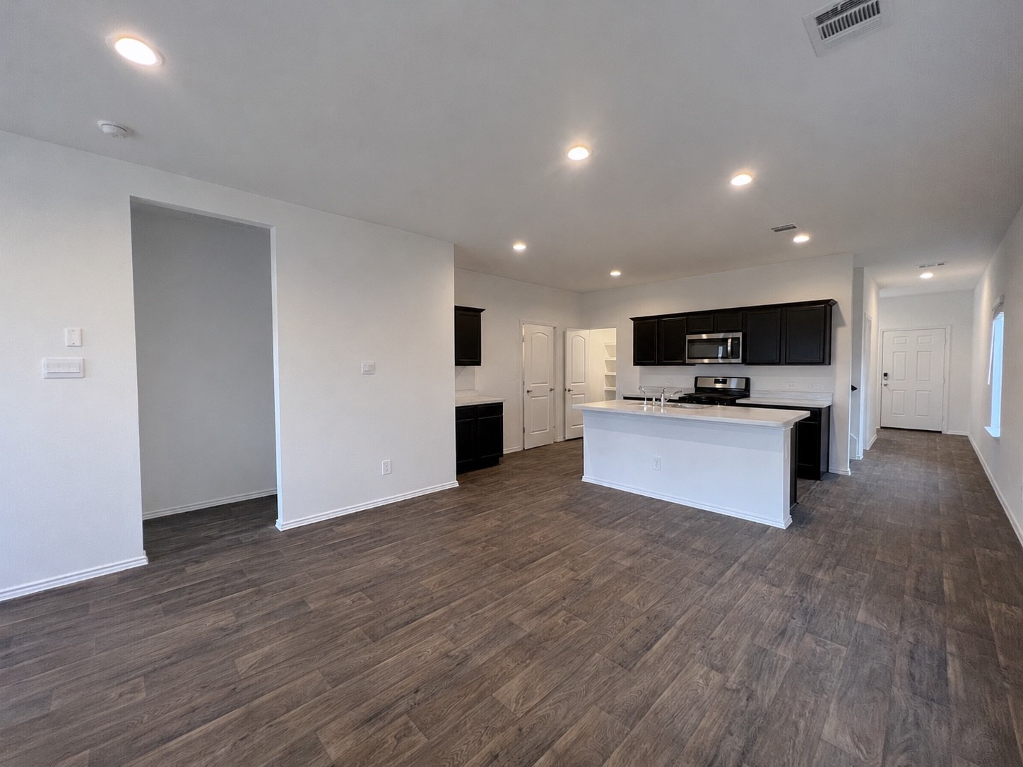 14918 Cypress Hollow Drive Property Photo 7