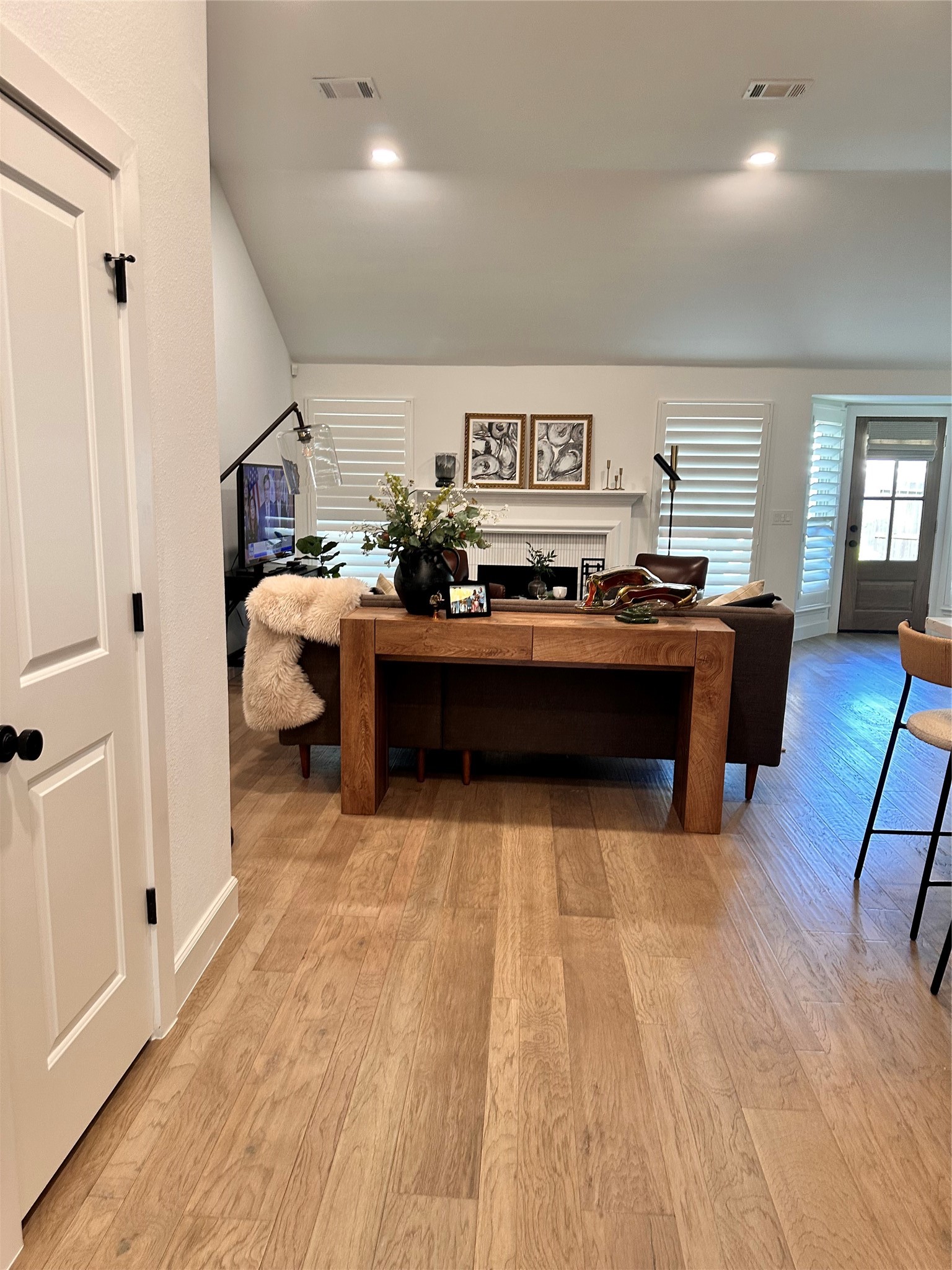 14 Lush Meadow Place Property Photo 14