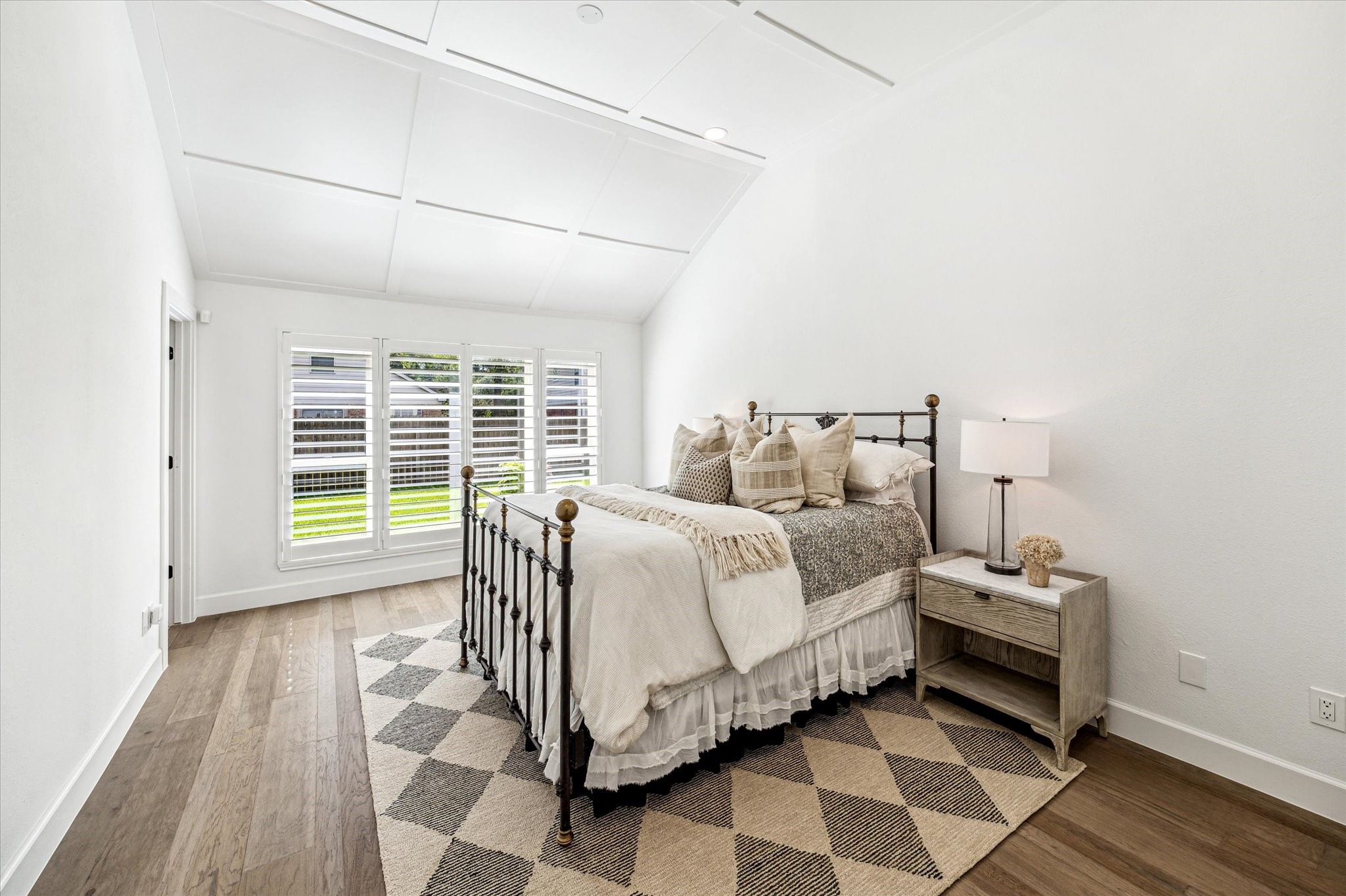 14 Lush Meadow Place Property Photo 21