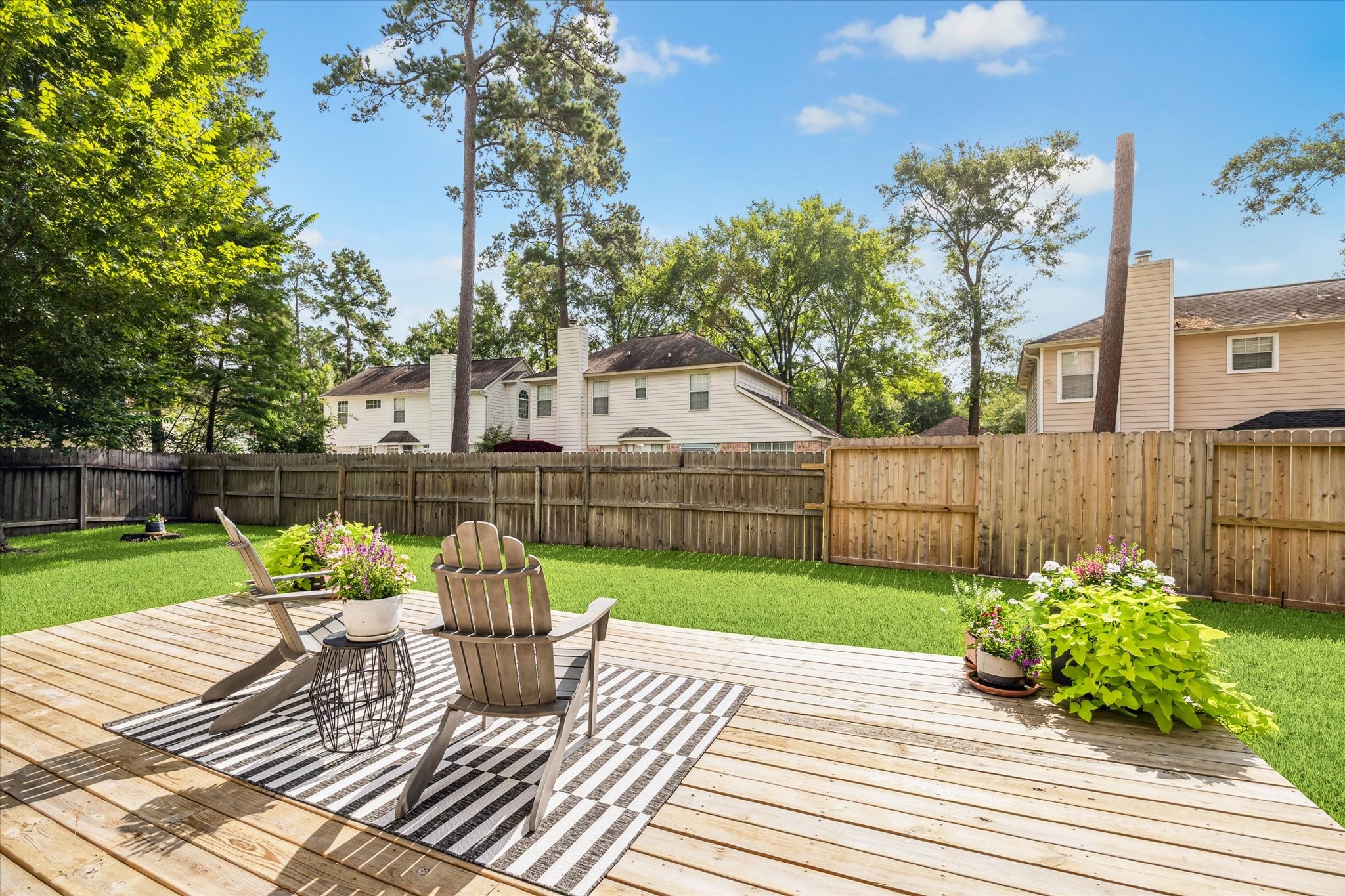 14 Lush Meadow Place Property Photo 30