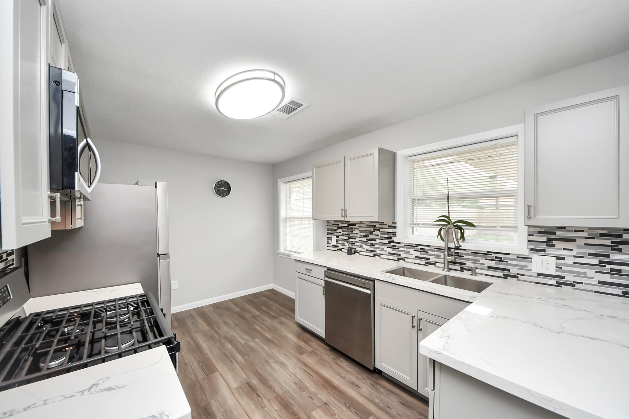 3111 Tanglebriar Drive Property Photo