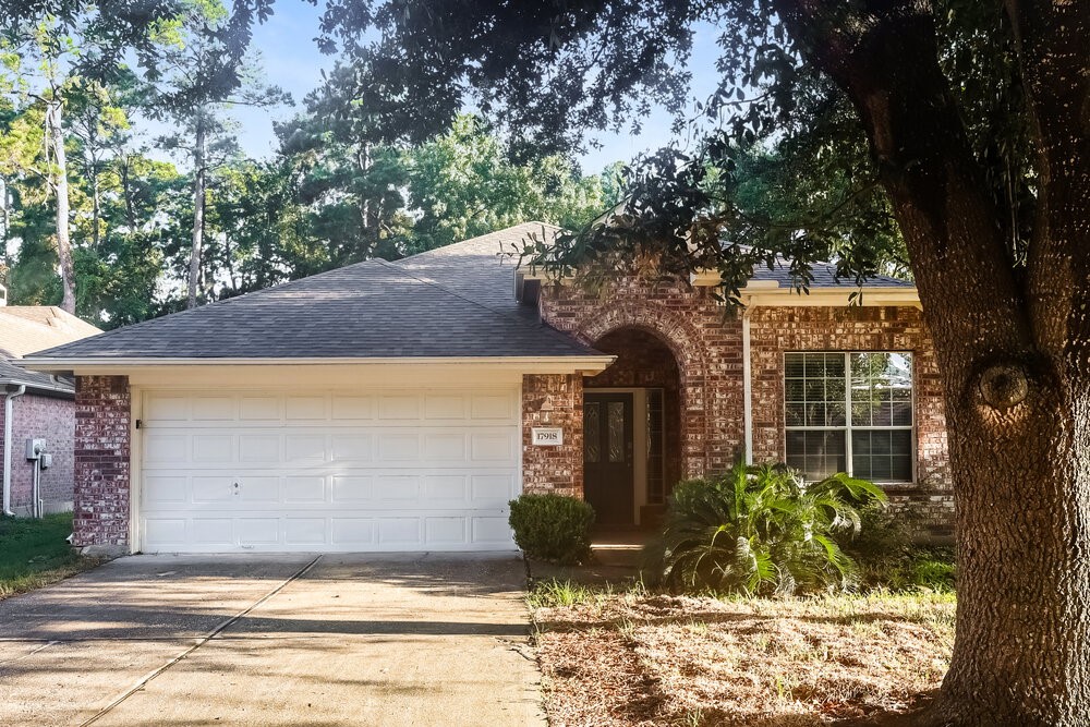 17918 Yukon Pass Drive Property Photo 1