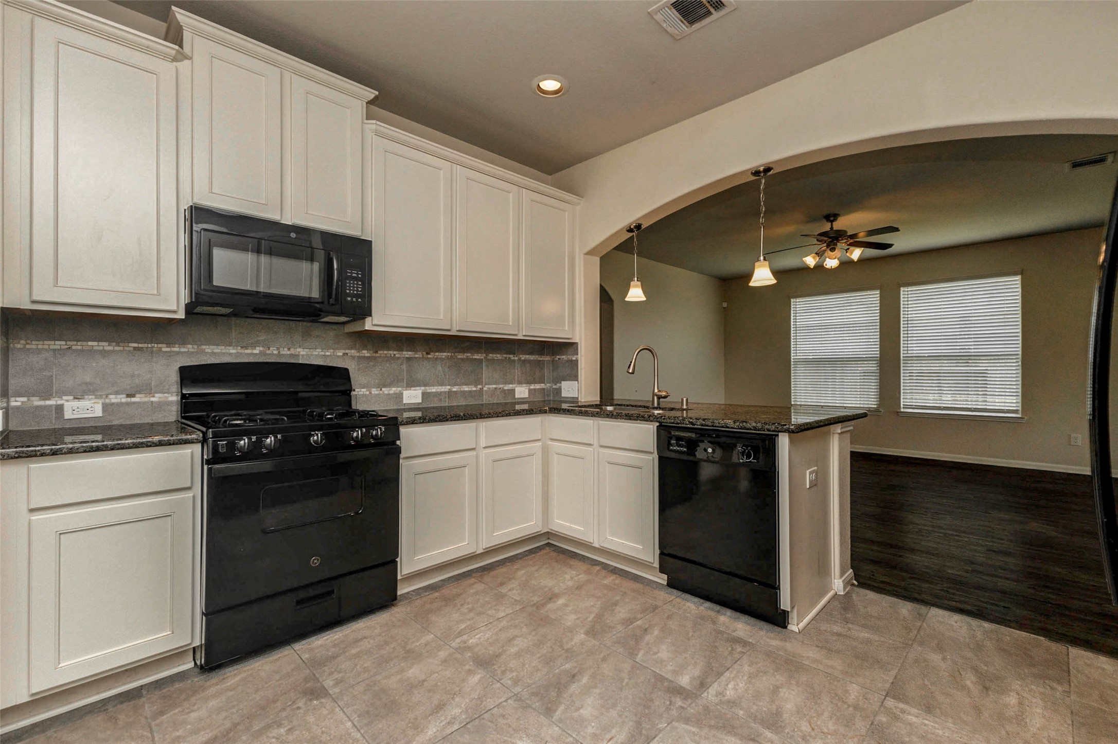 31111 Oneawa Stone Way Property Photo 11