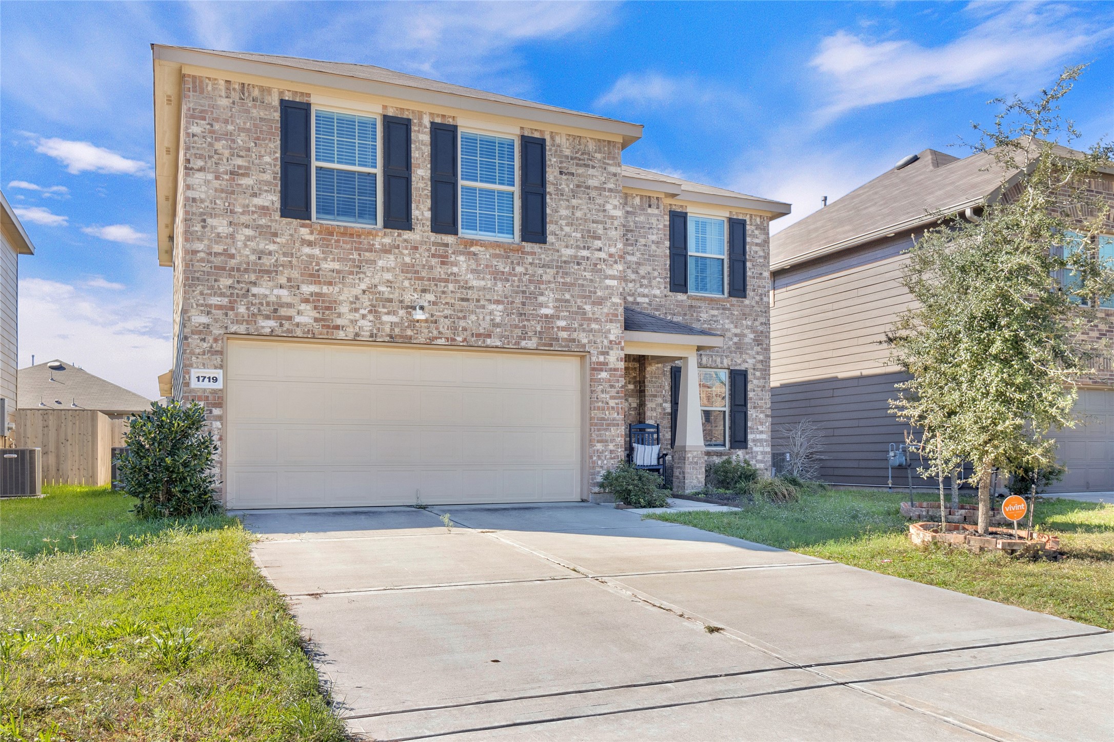 1719 Avocet Way Property Photo 2