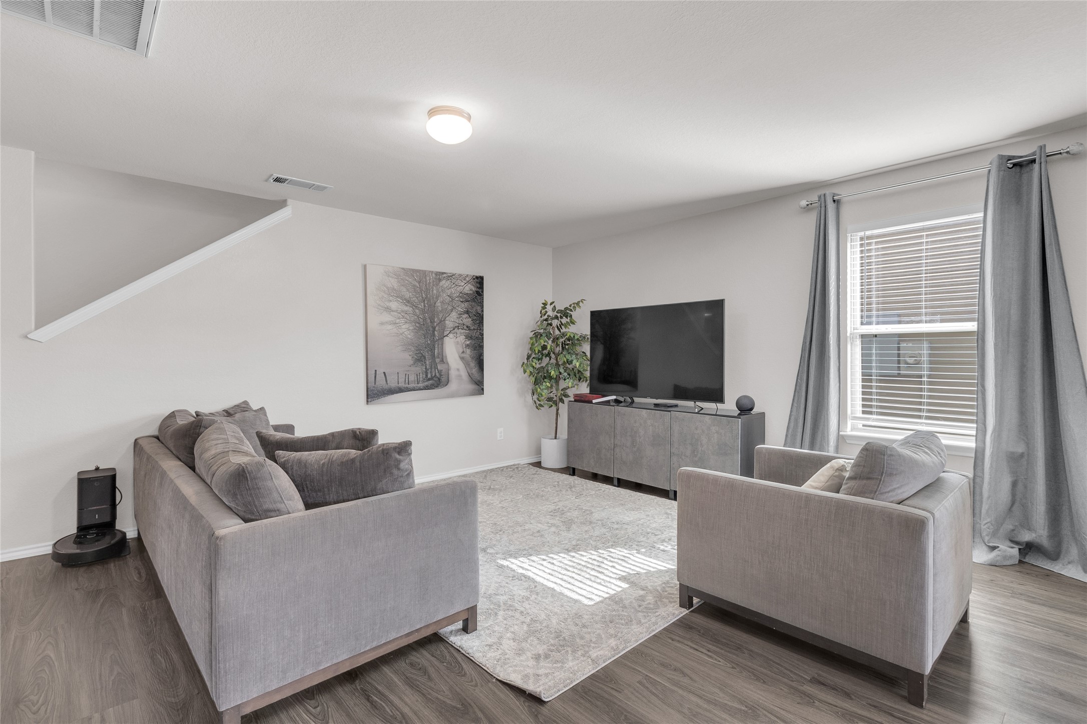 1719 Avocet Way Property Photo 6