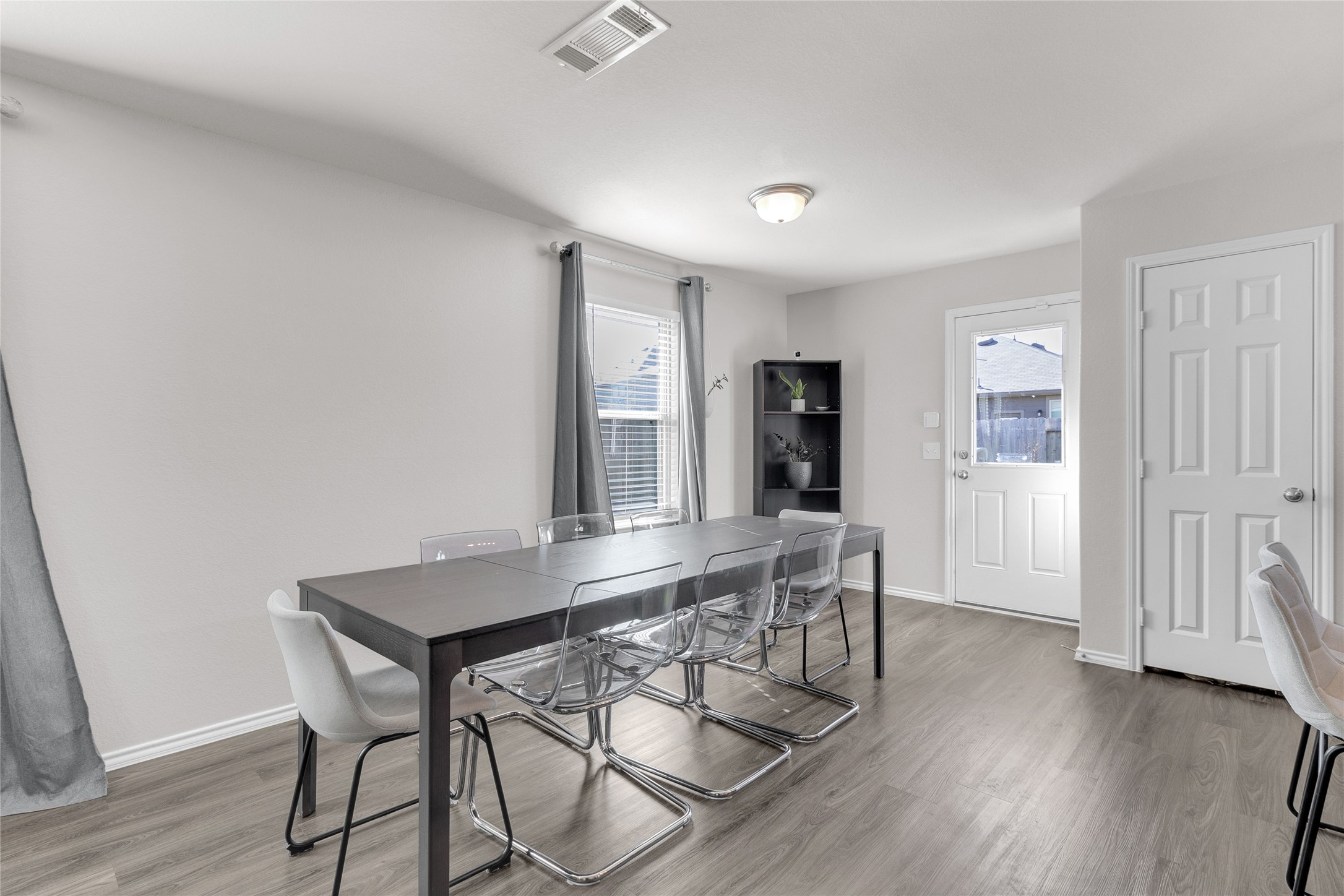 1719 Avocet Way Property Photo 10