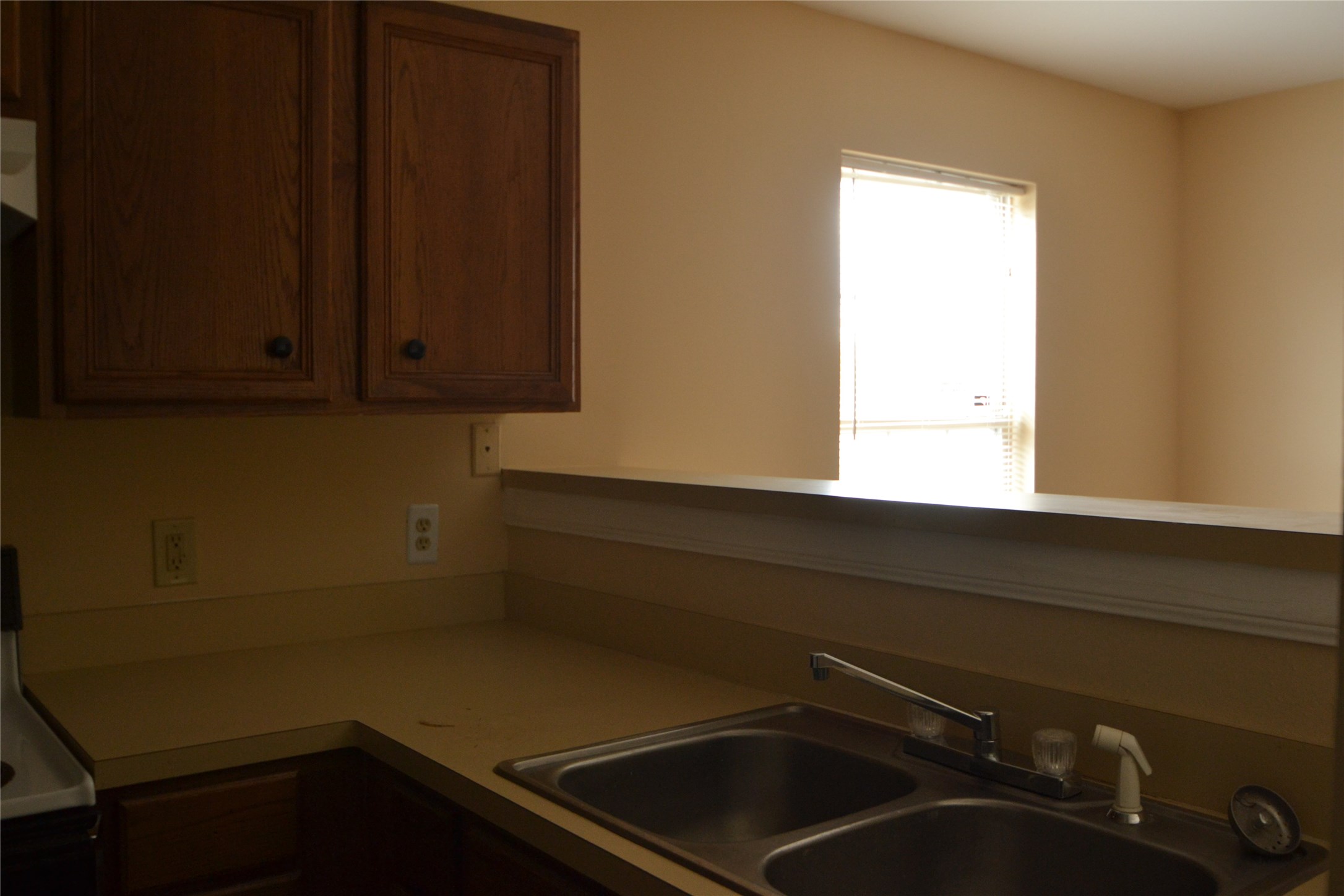 304 Dell Court 6 Property Photo 25