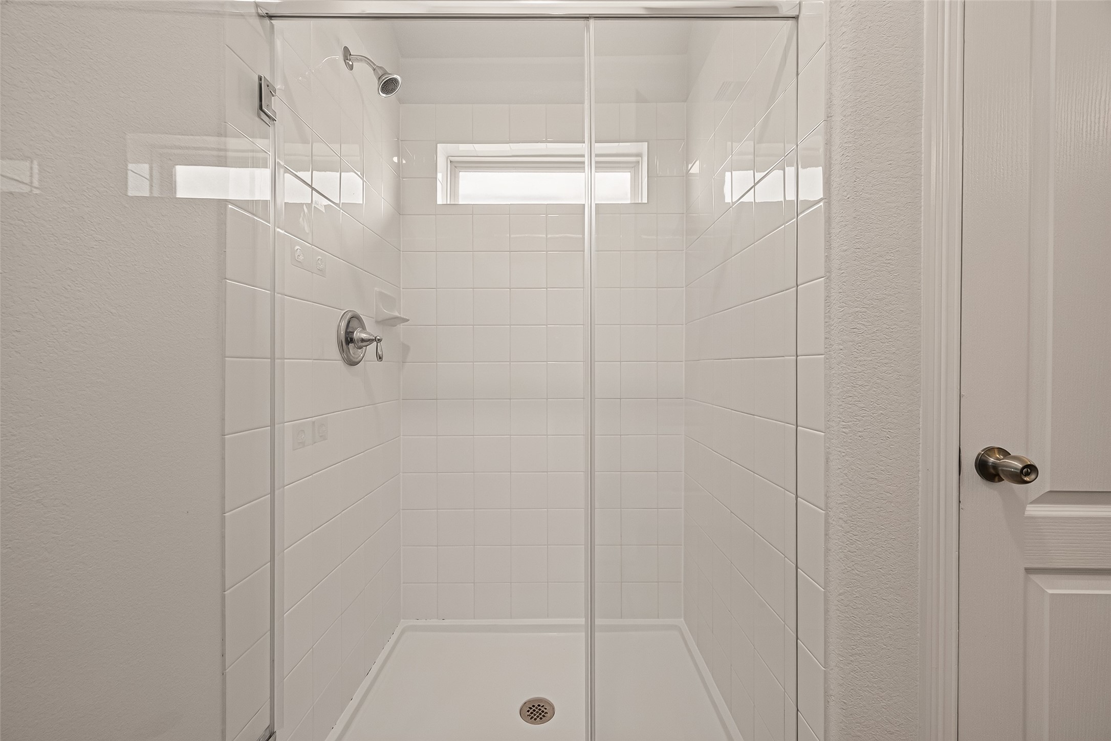 7423 Sunlit Harbor Drive Property Photo 28