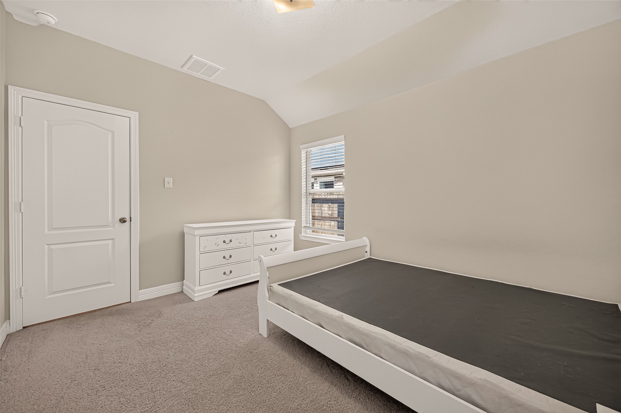 7423 Sunlit Harbor Drive Property Photo 33