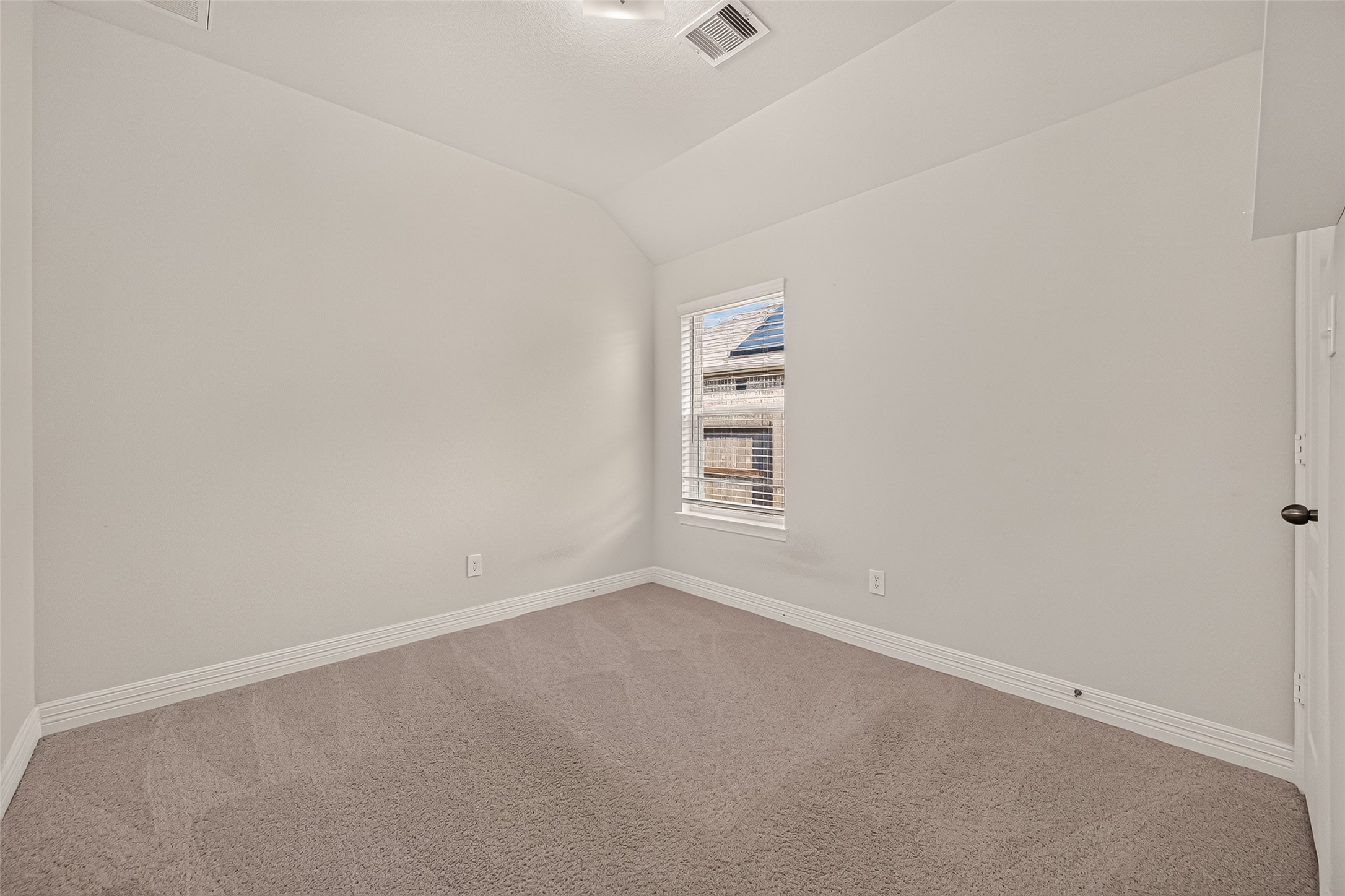 7423 Sunlit Harbor Drive Property Photo 36