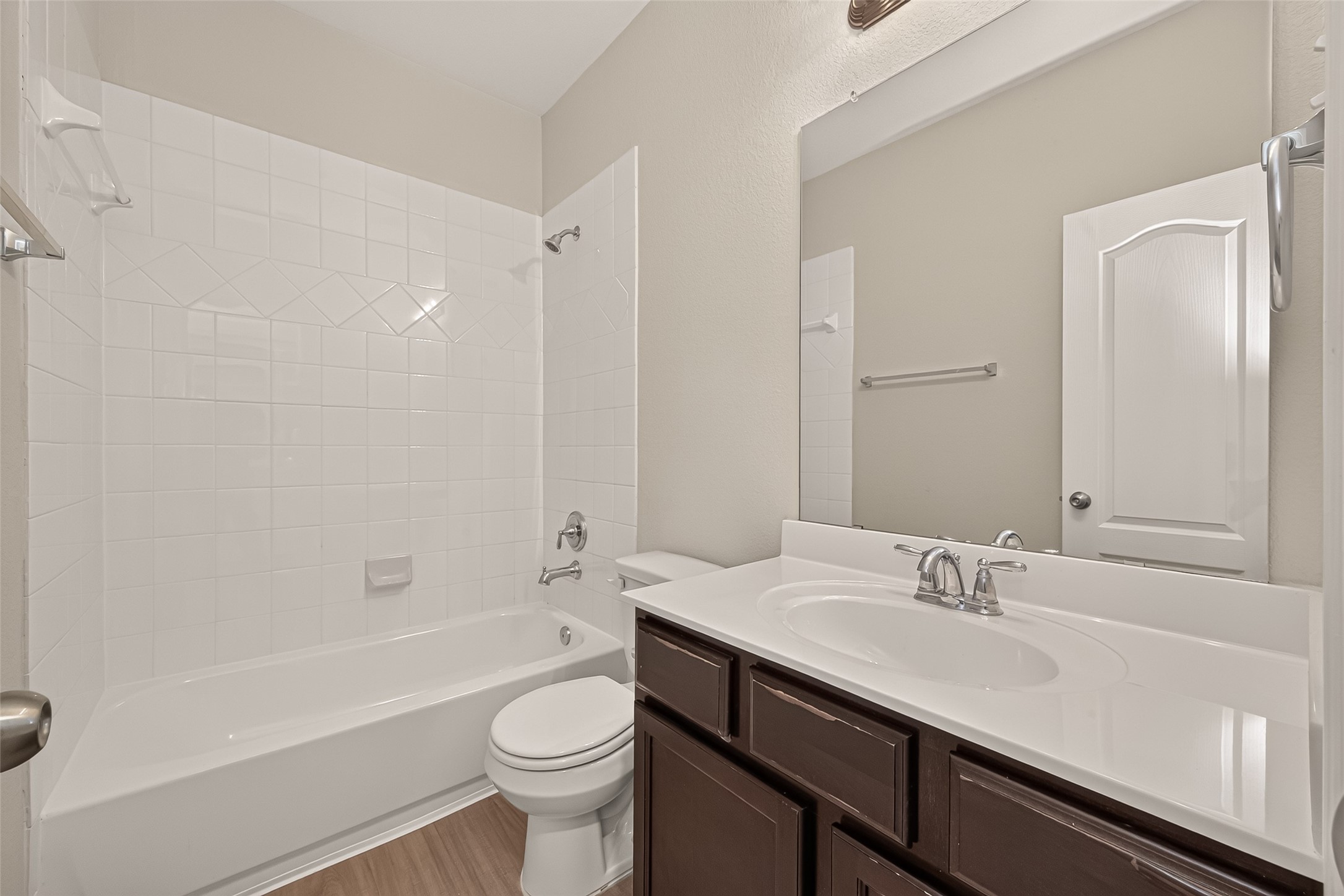 7423 Sunlit Harbor Drive Property Photo 37