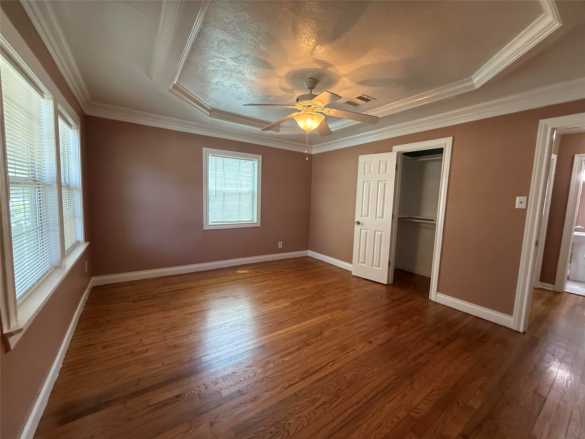 5424 Nightingale Drive Property Photo 12