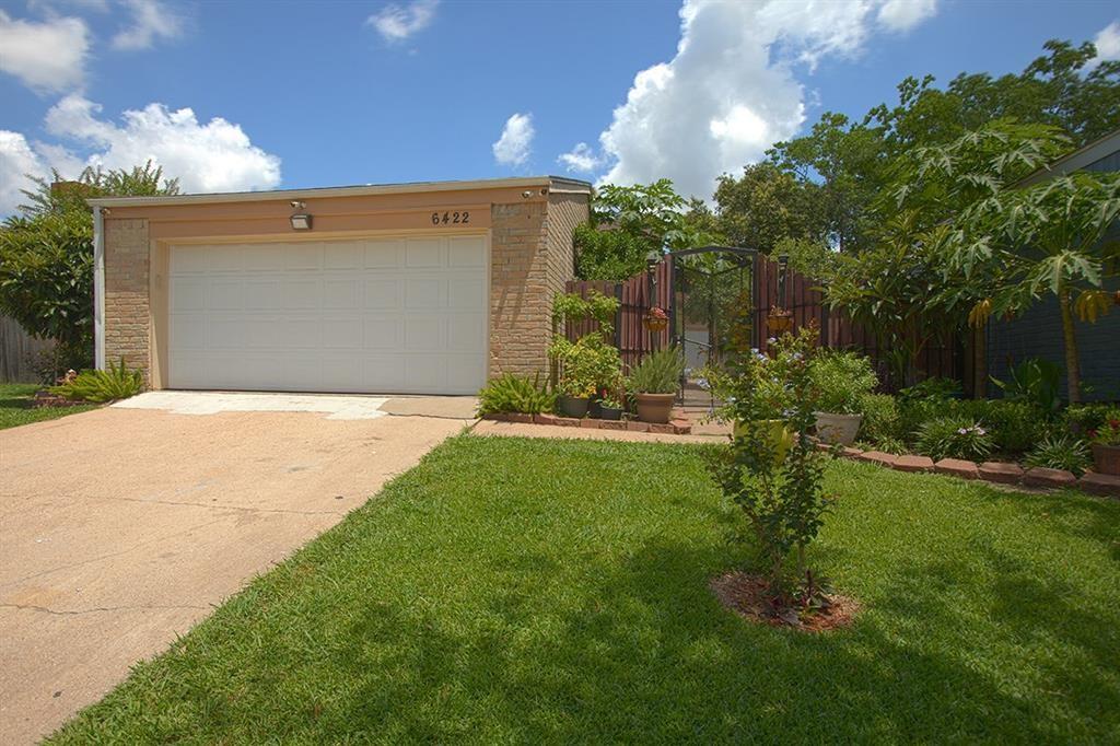 6422 Ivyknoll Dr, Houston TX 77035 Property Photo 1
