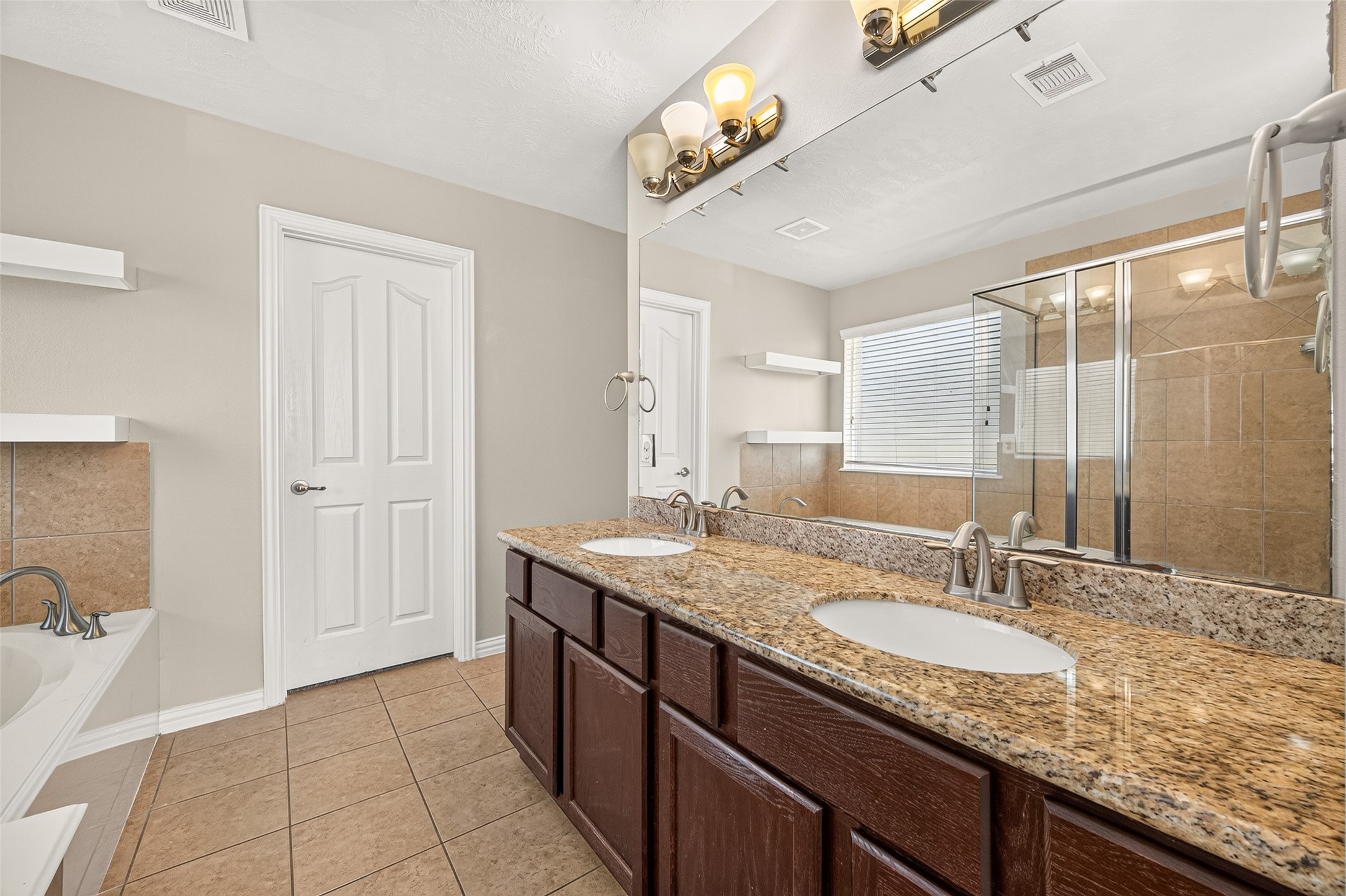 18115 Garnet Red Road Property Photo 30