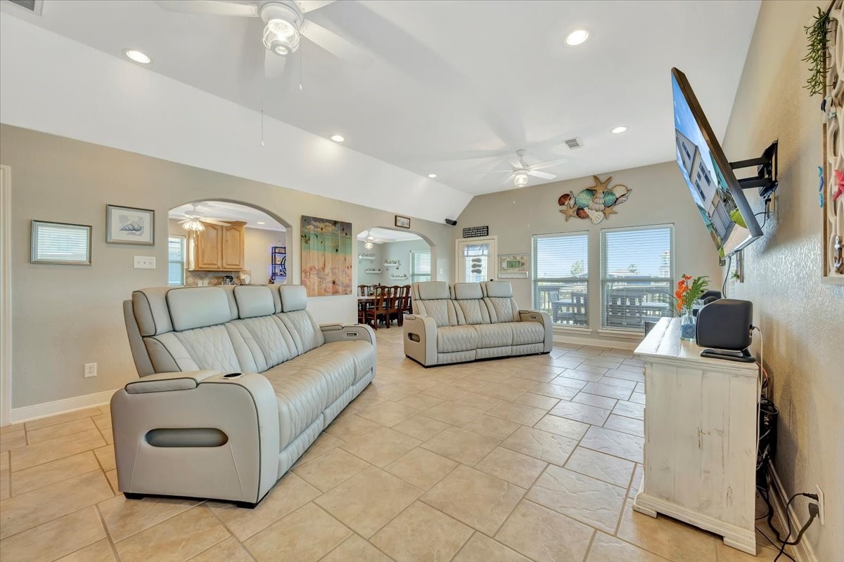 28 Dolphin Street Property Photo 18
