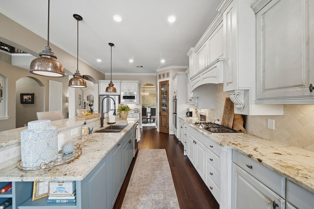 2513 Royal Field Lane Property Photo 17