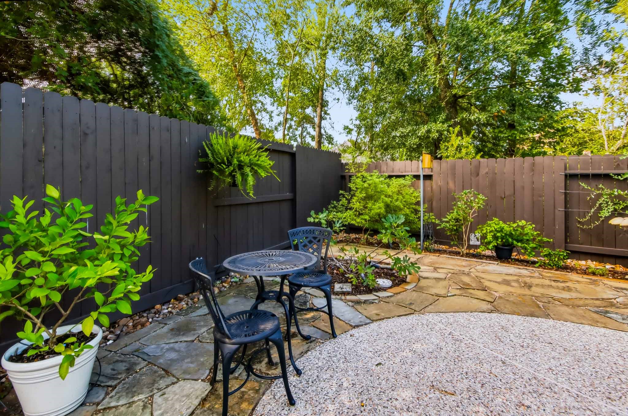 15 S Mews Wood Court Property Photo 43