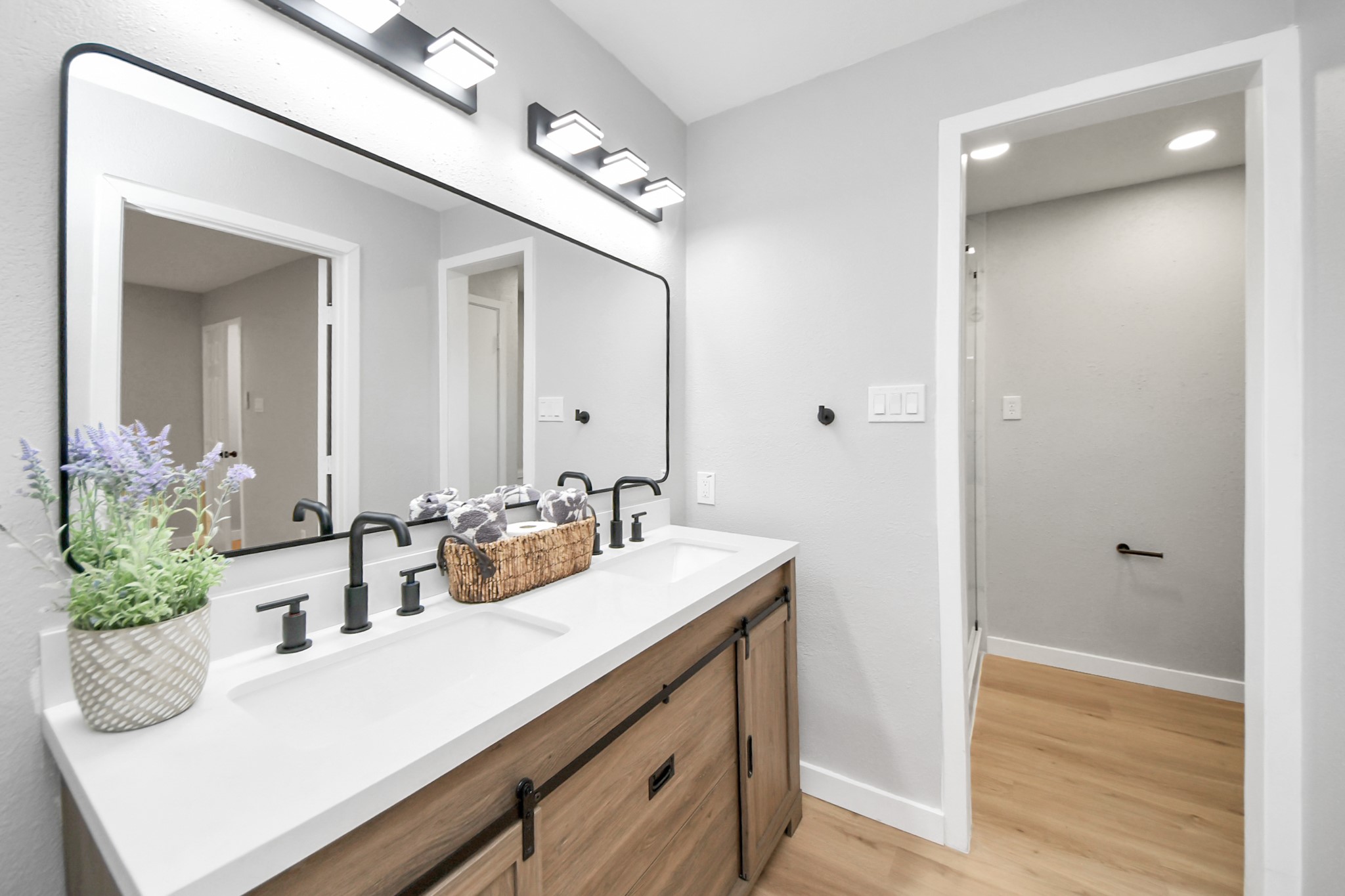 3234 Pebble Lake Drive Property Photo 36