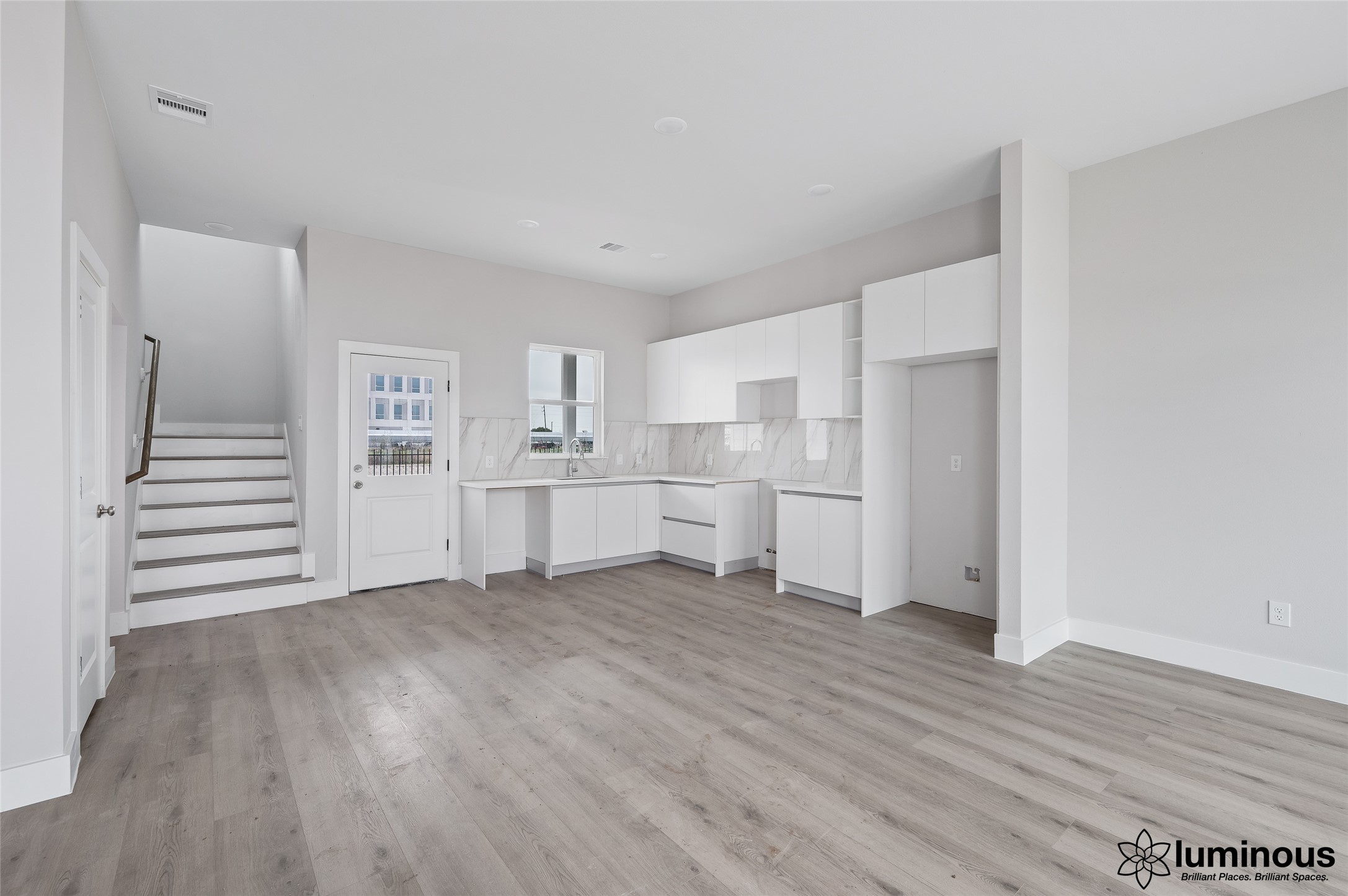6702 Metro Boulevard 9 Property Photo 2