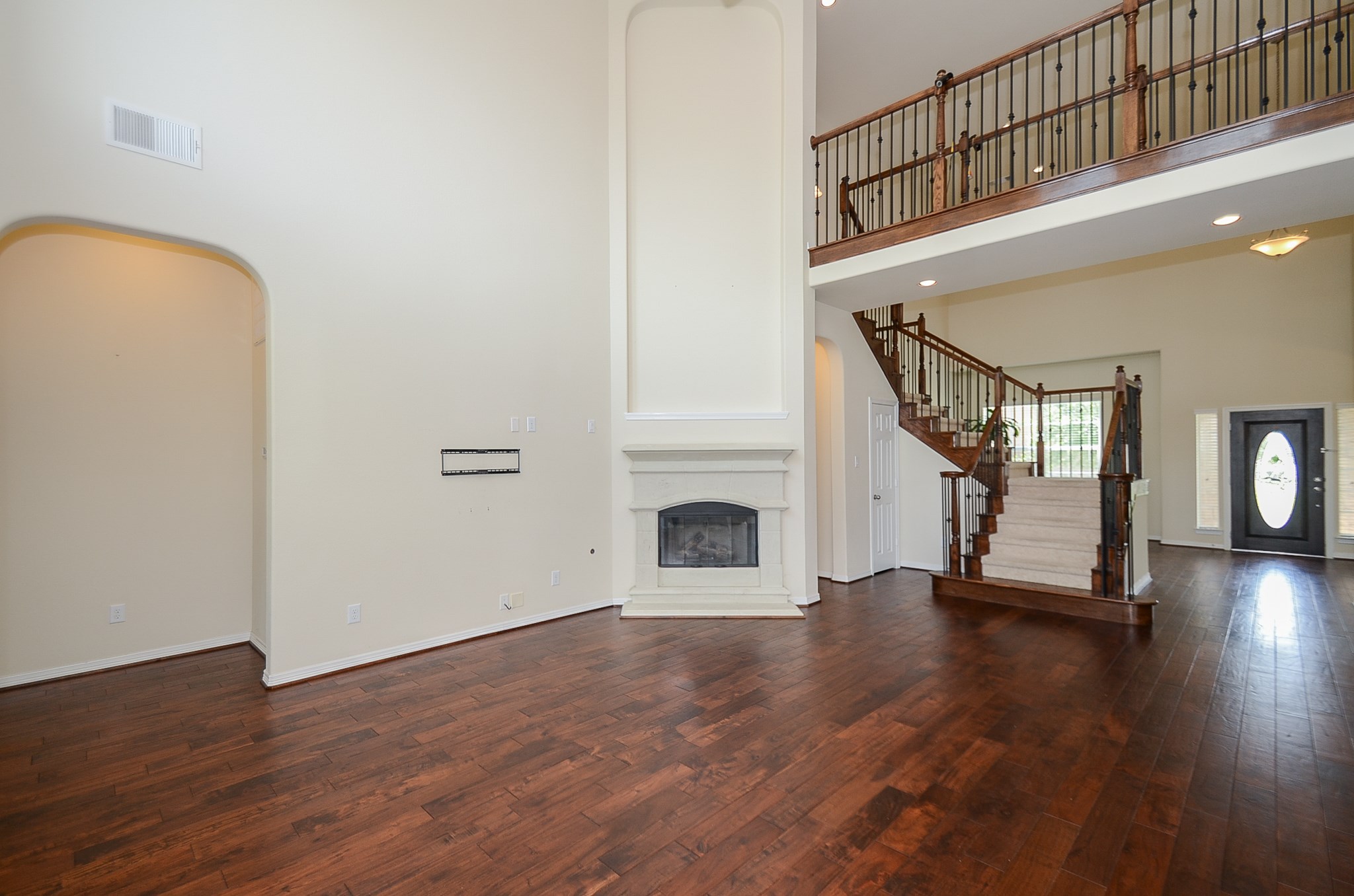 27031 Drybank Creek Lane Property Photo 8