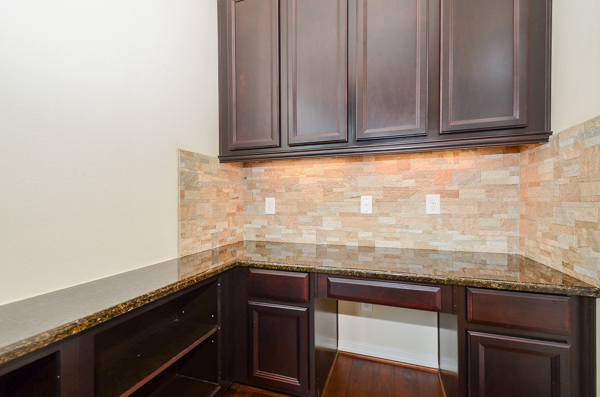 27031 Drybank Creek Lane Property Photo 14