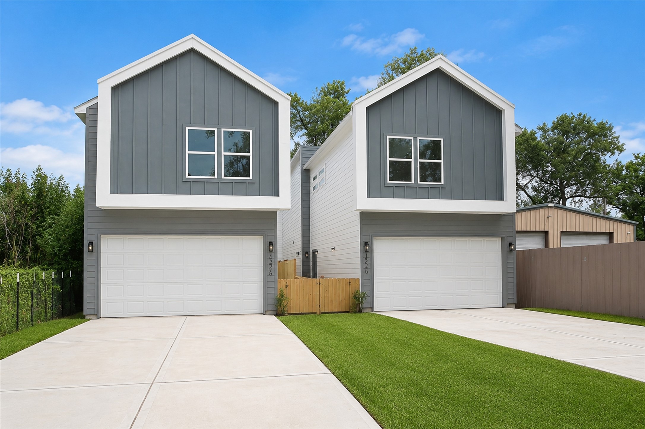 1528 Armada Drive