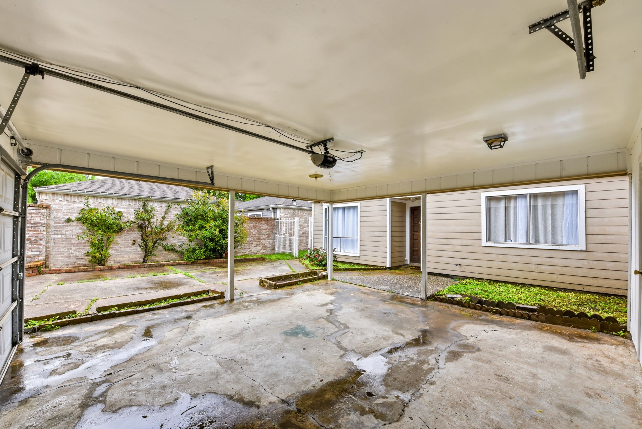 16235 Olive Glen Drive Property Photo 14