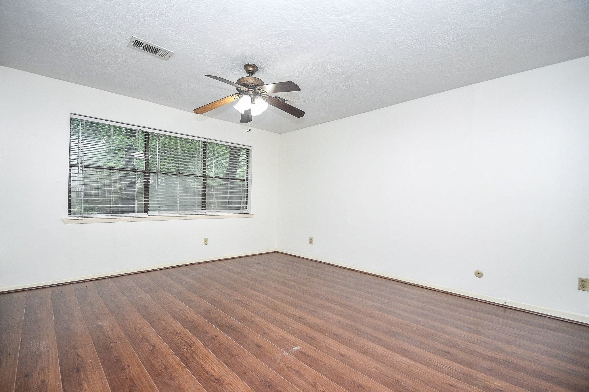 6702 Spring Leaf Drive Property Photo 13