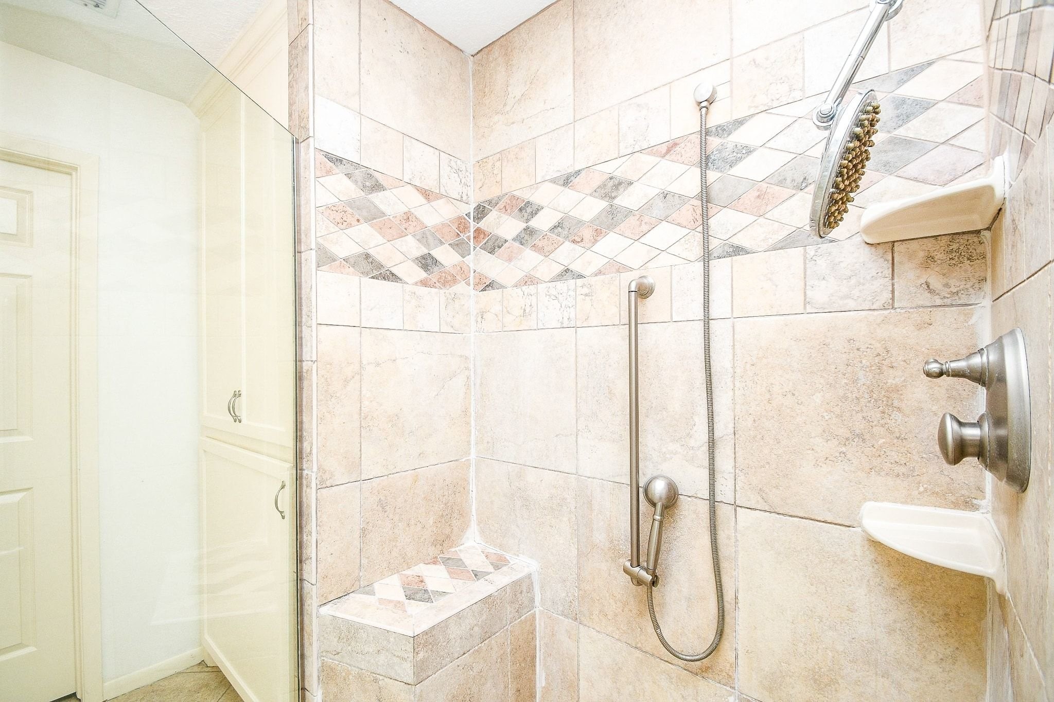 6702 Spring Leaf Drive Property Photo 20