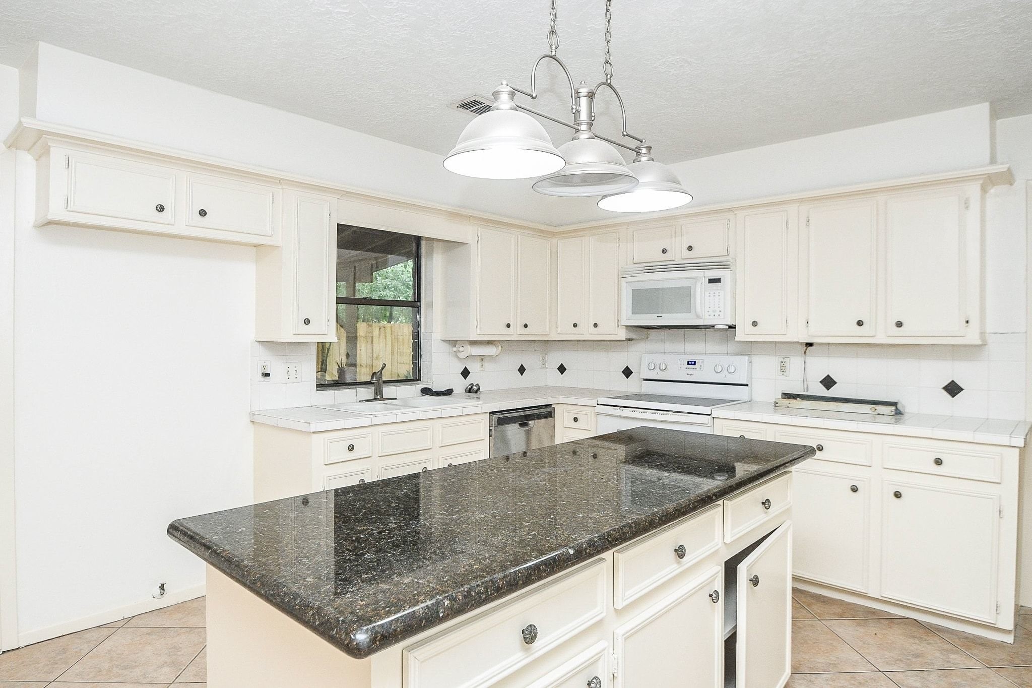 6702 Spring Leaf Drive Property Photo 35