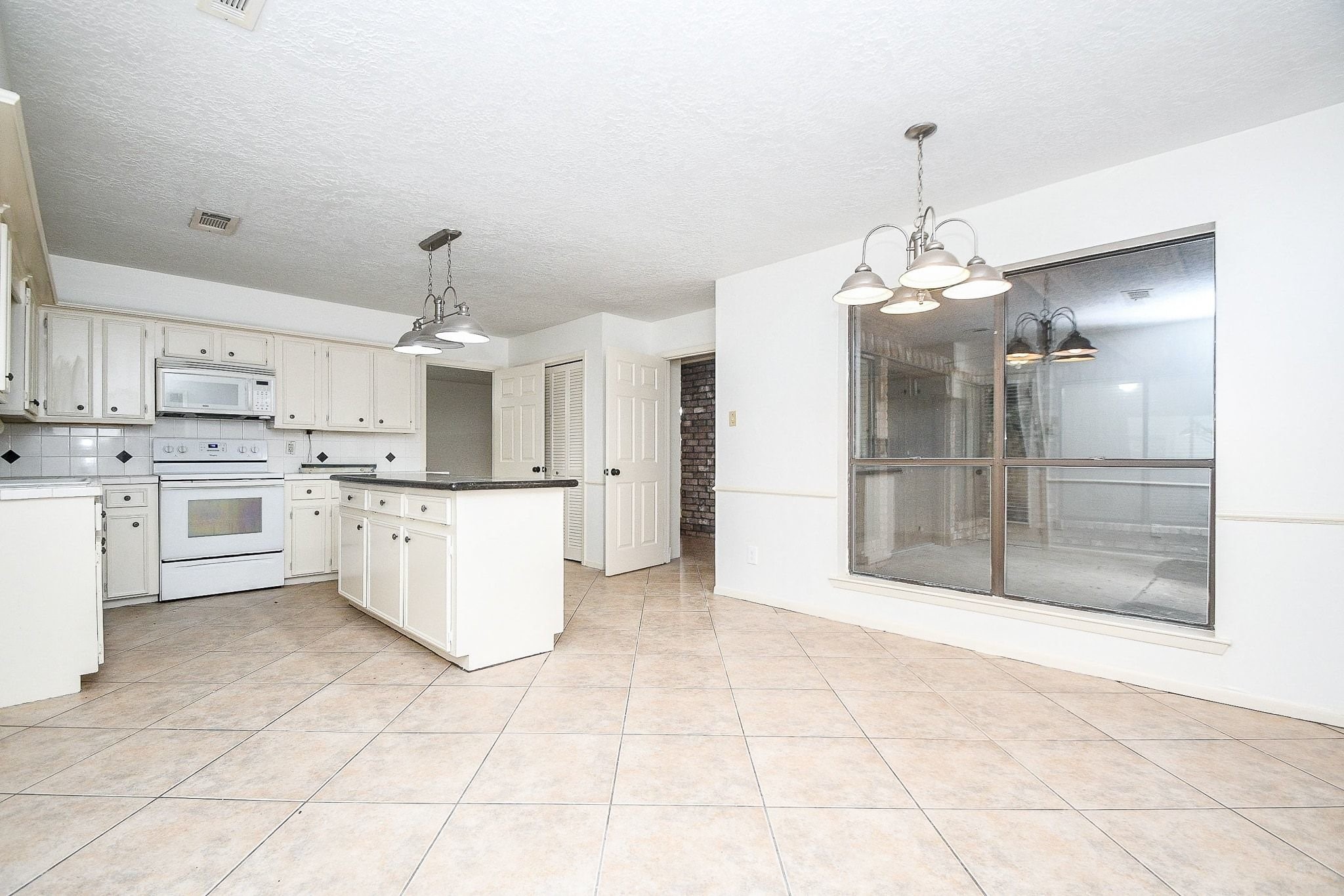 6702 Spring Leaf Drive Property Photo 40