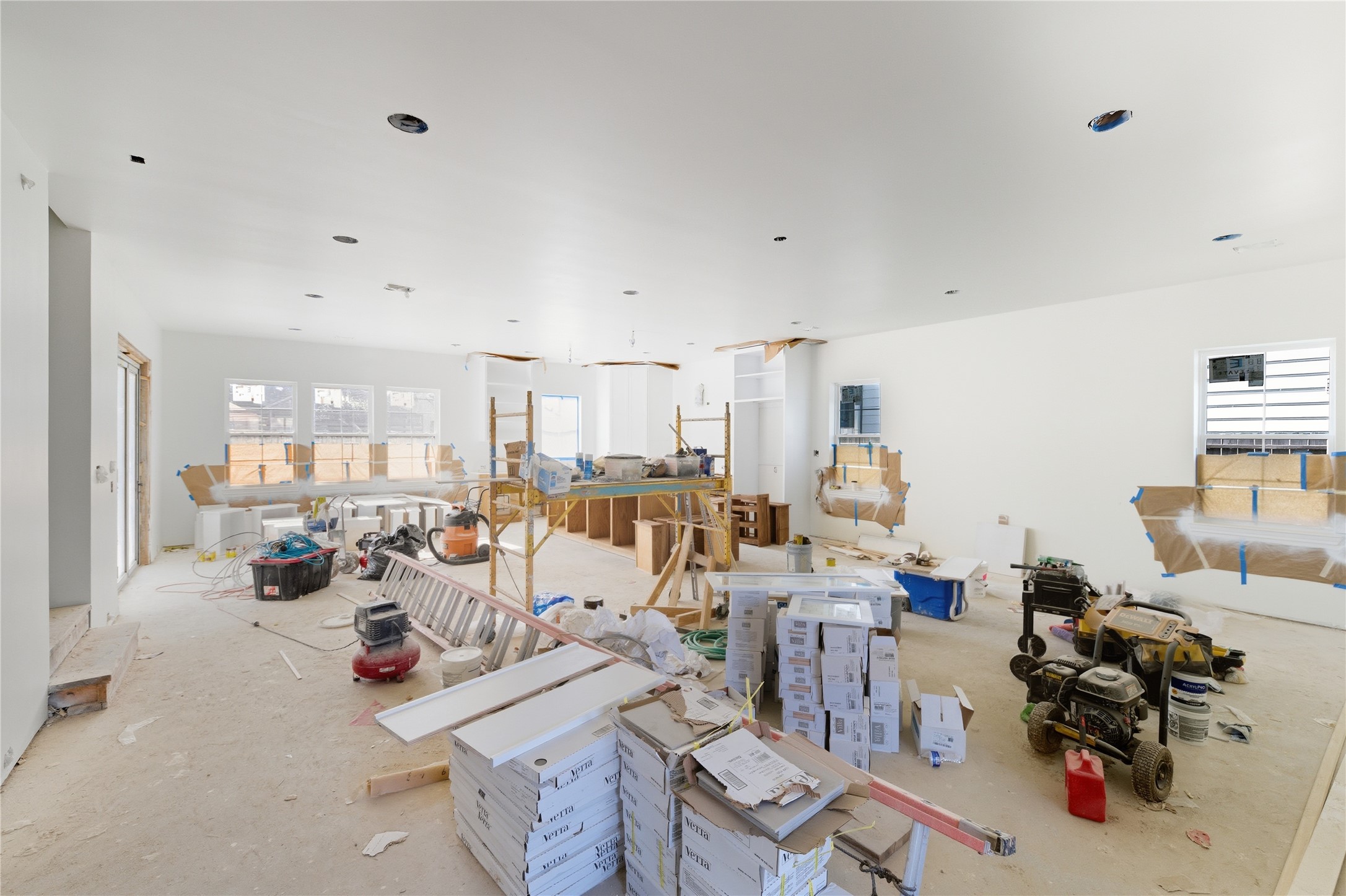 1725 Ebony Lane Property Photo 4