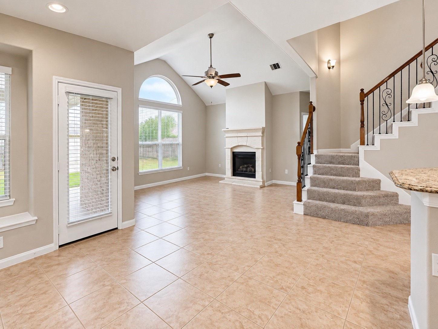 11014 Royale Ridge Lane Property Photo 4